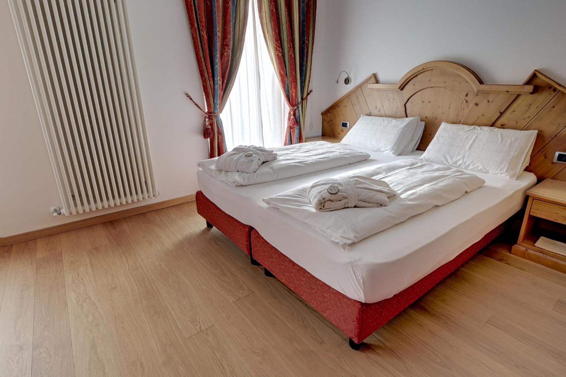 Suite with Balcony photo 1