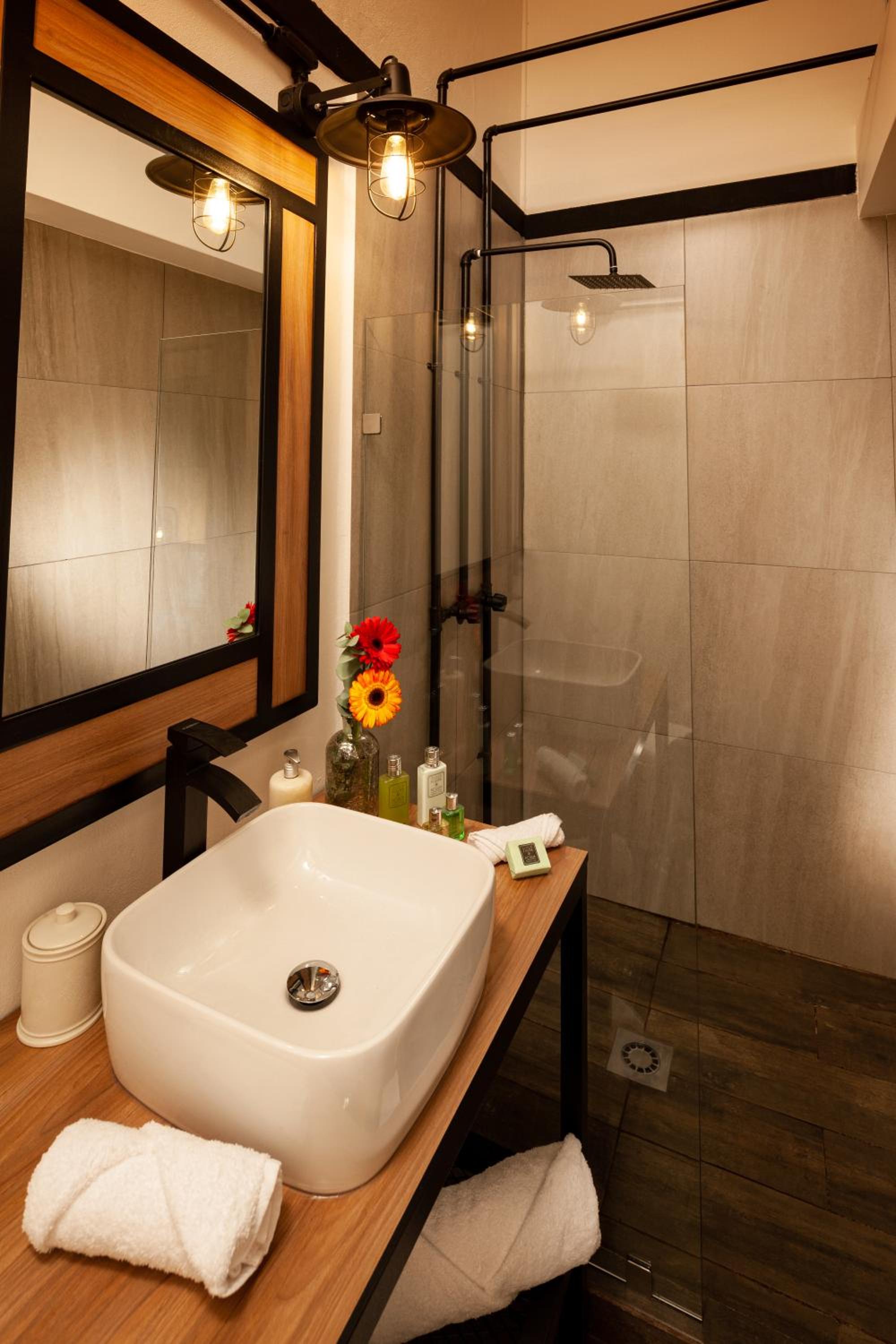 Double Room - Photo 4