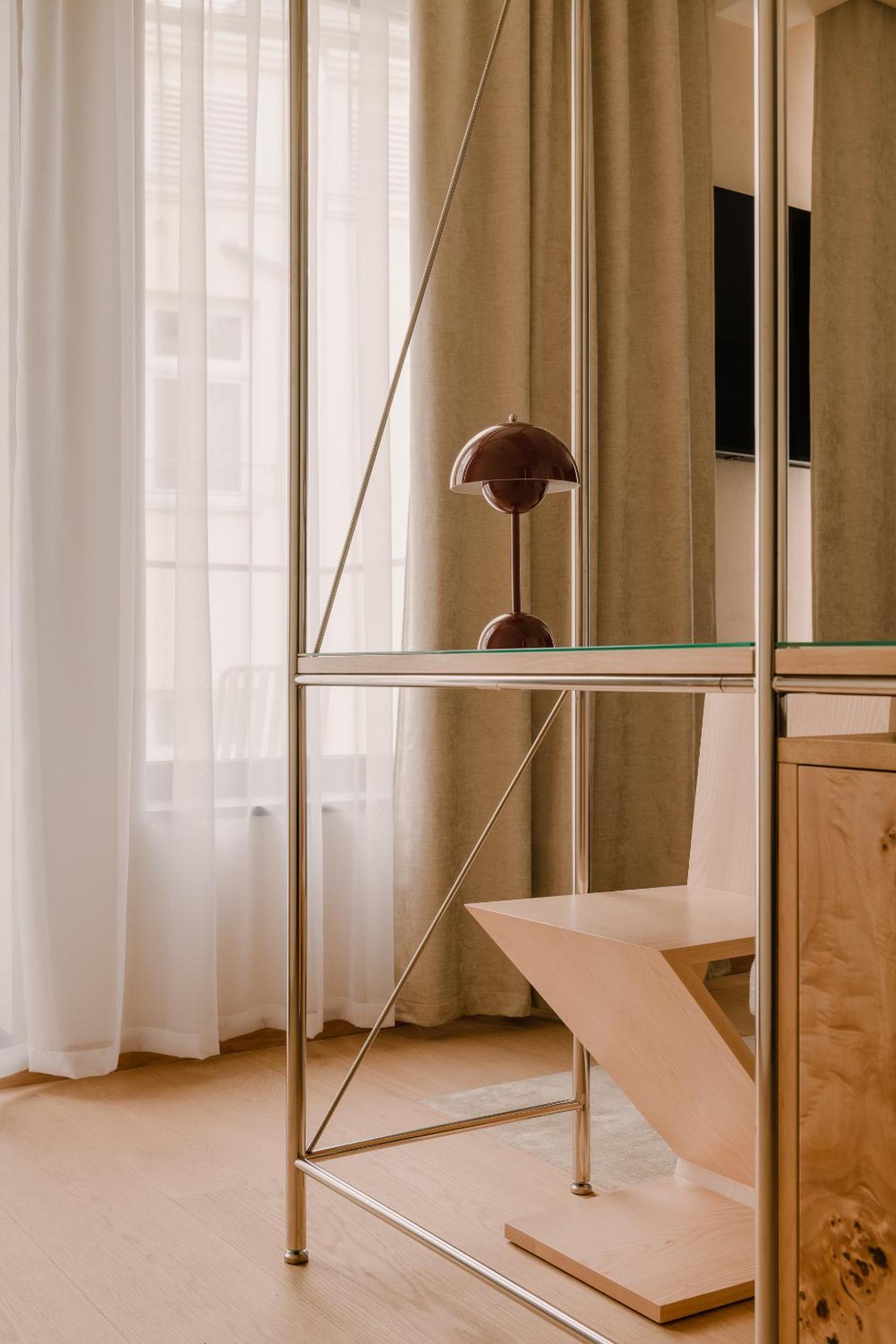 Deluxe Double or Twin Room with Balcony - Photo 8