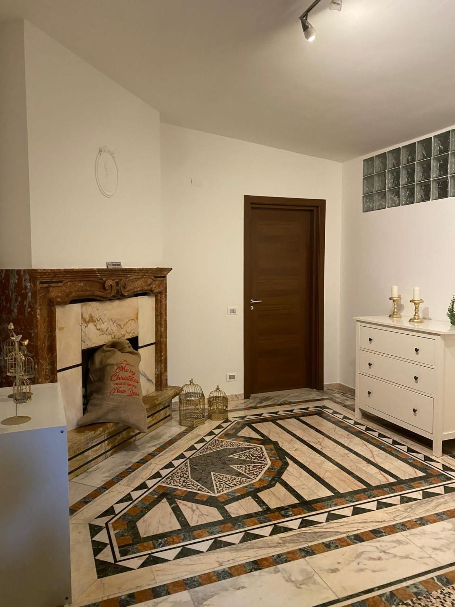 Two-Bedroom Apartment - Photo 10
