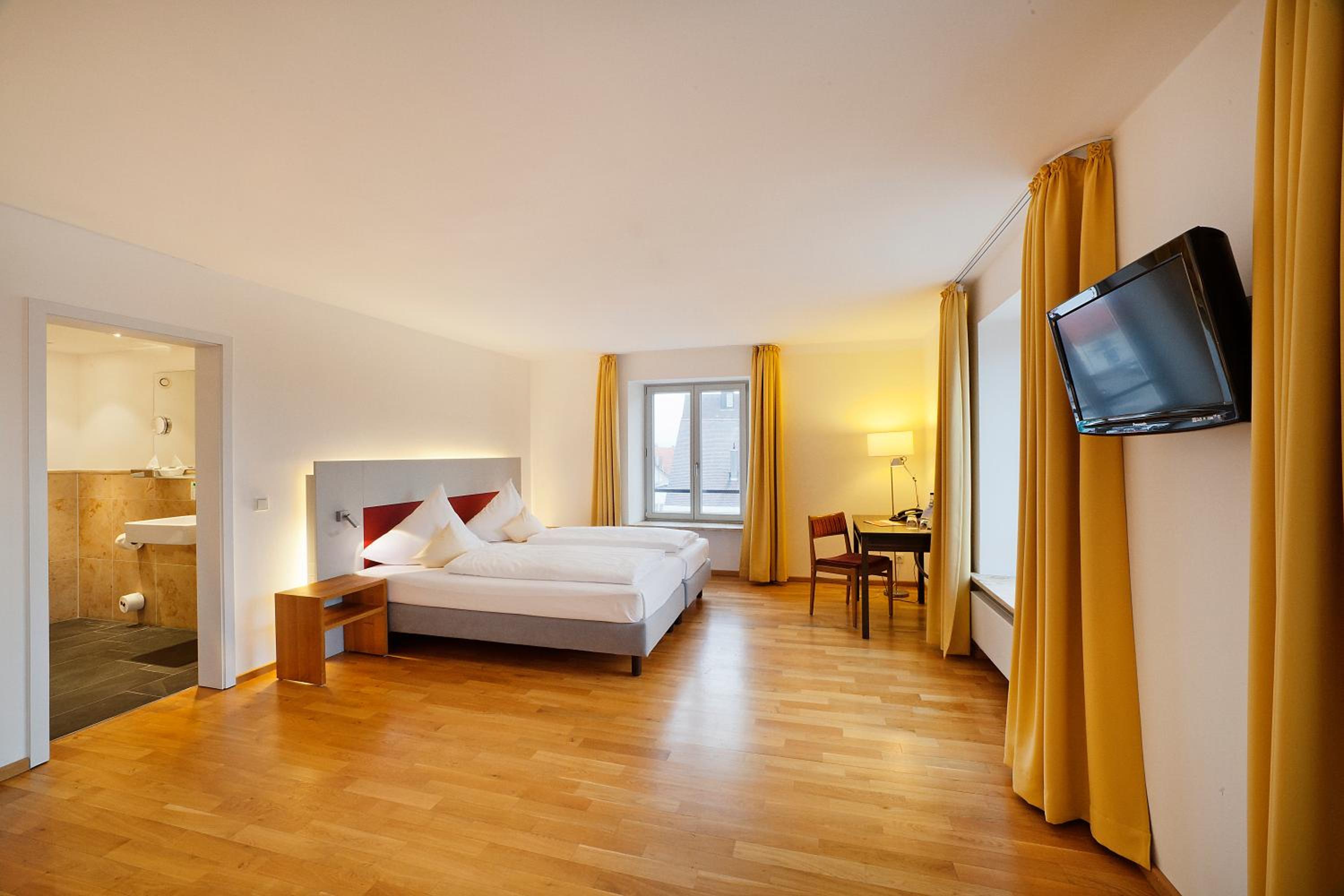 Double Room - Photo 1
