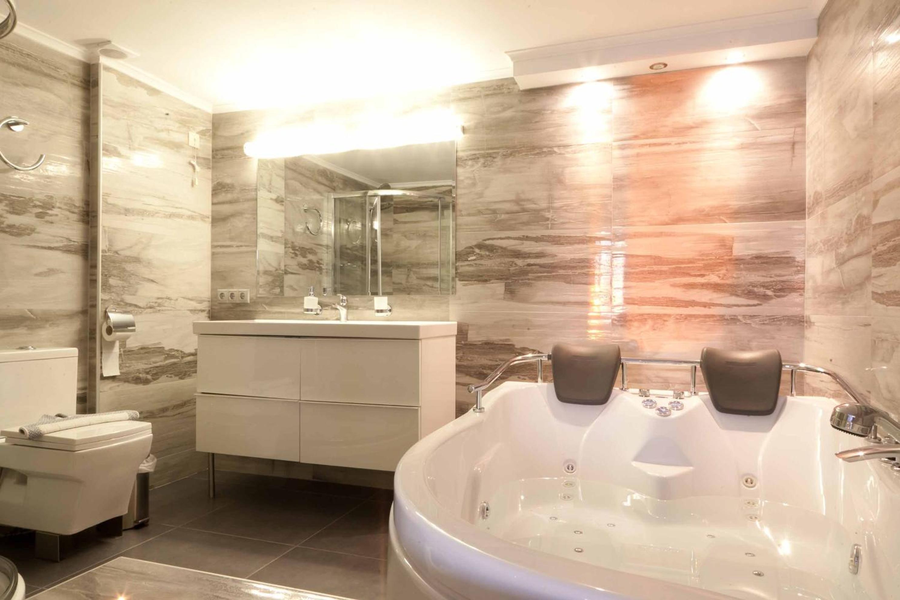 Superior Luxurious Suite with Sea view photo 3