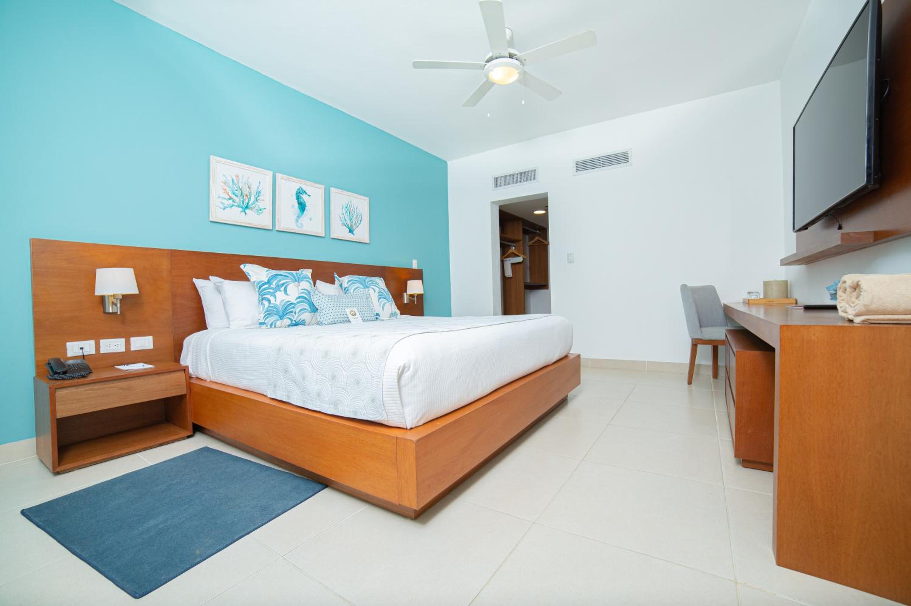 Apartment with Pool View  - Photo 5