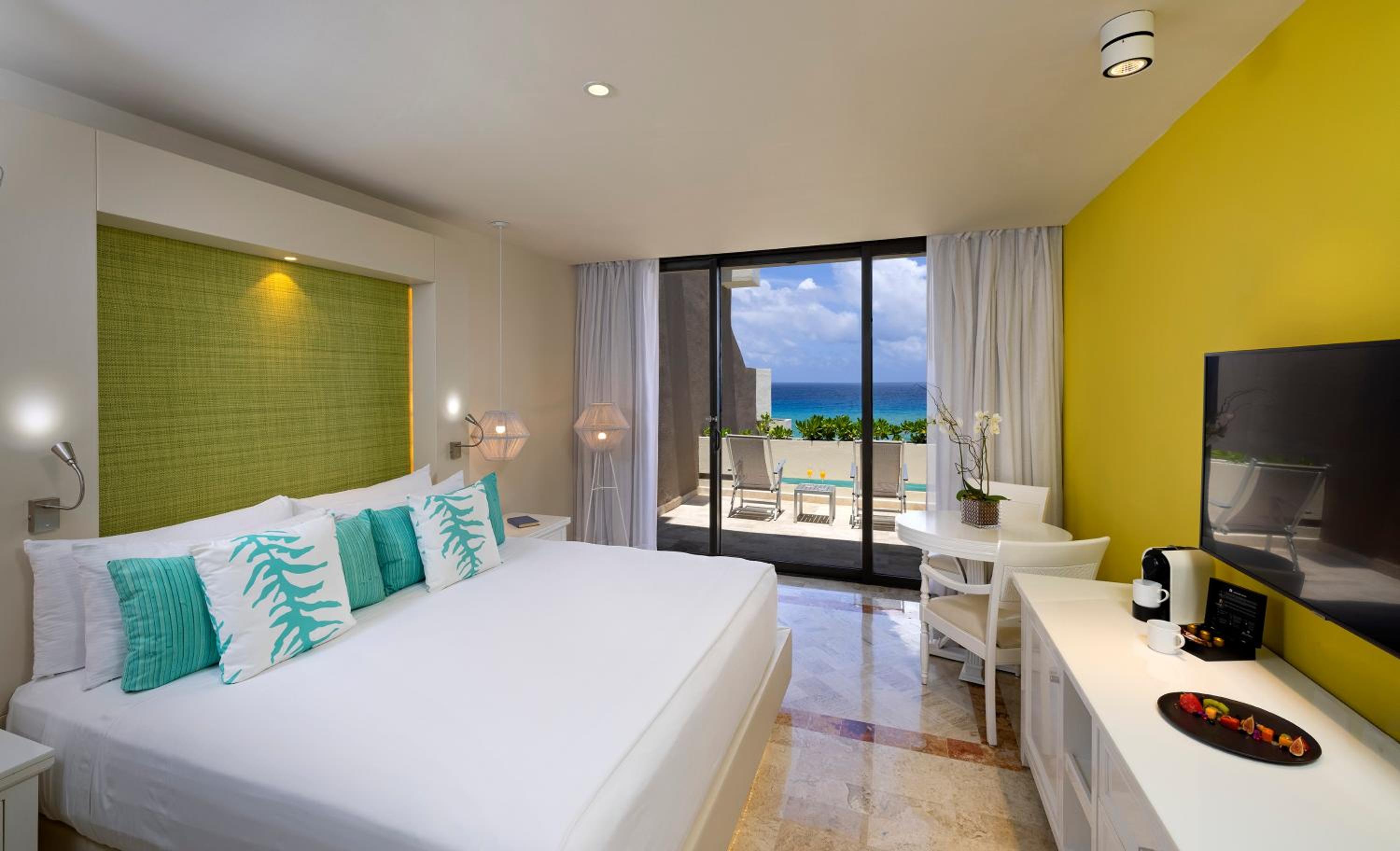 Family Concierge Suite Ocean View