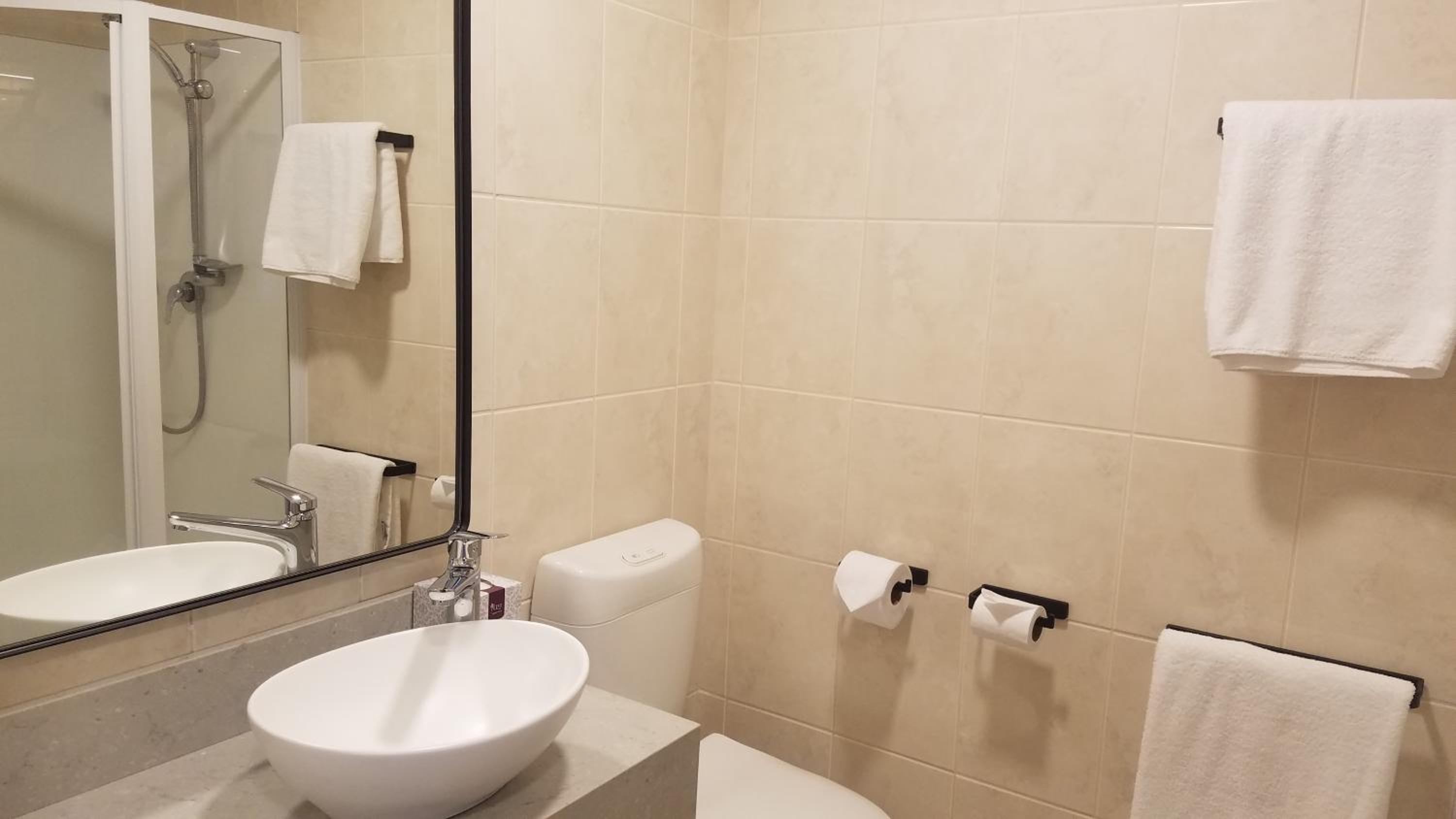 Superior Twin Room photo 3