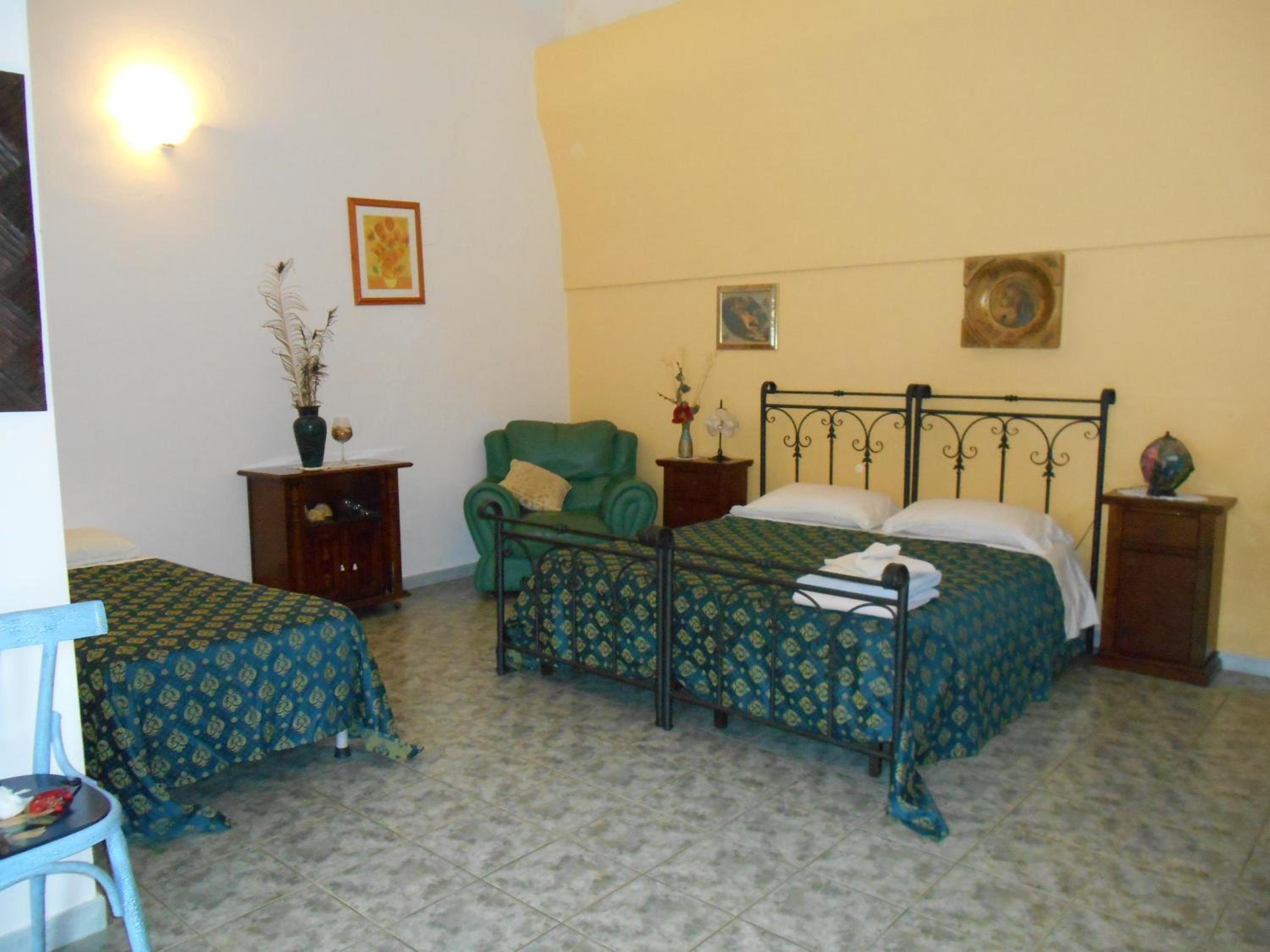 Triple Room