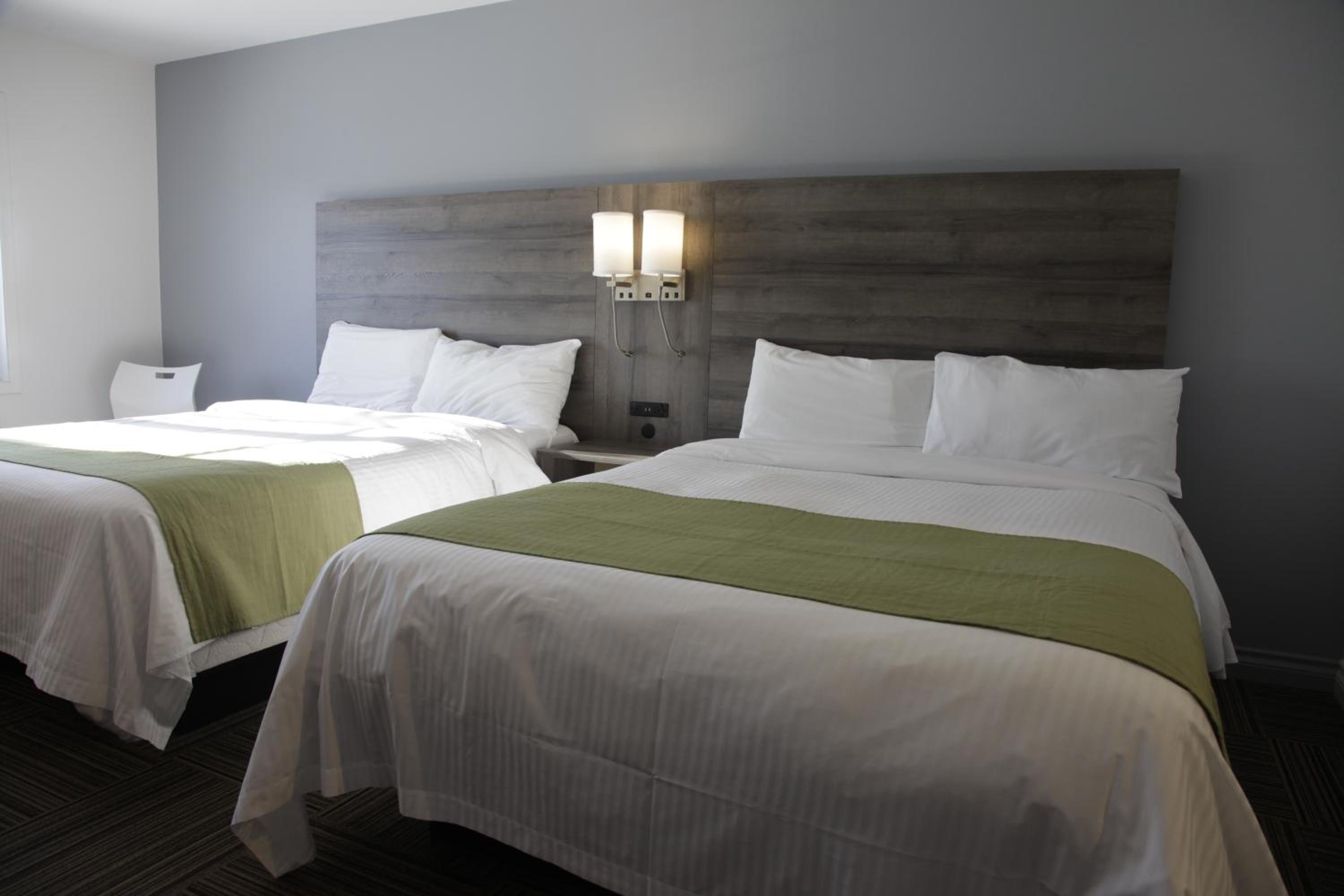 Luxury Quadruple Room - Photo 2