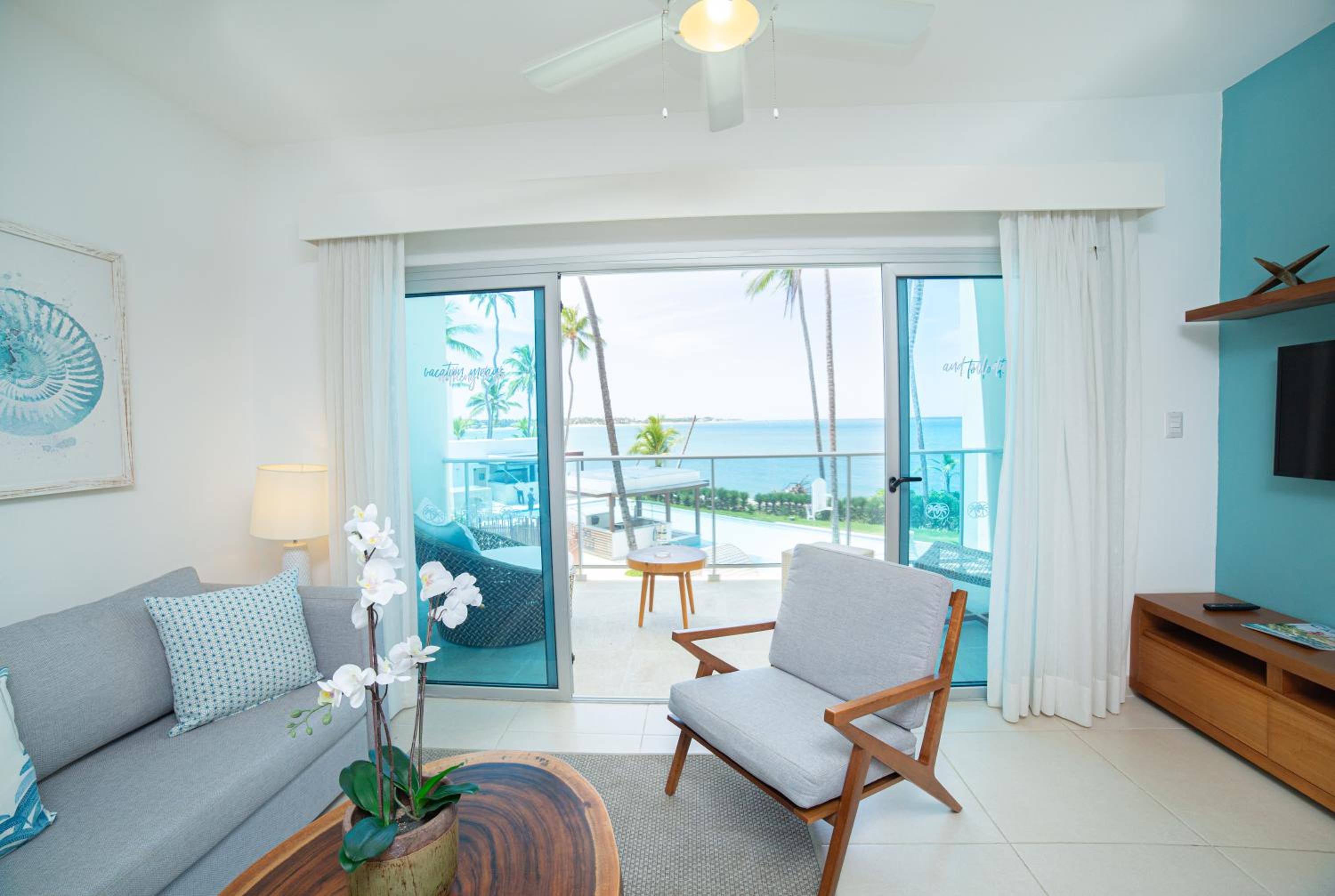 Apartment with Sea View photo 2