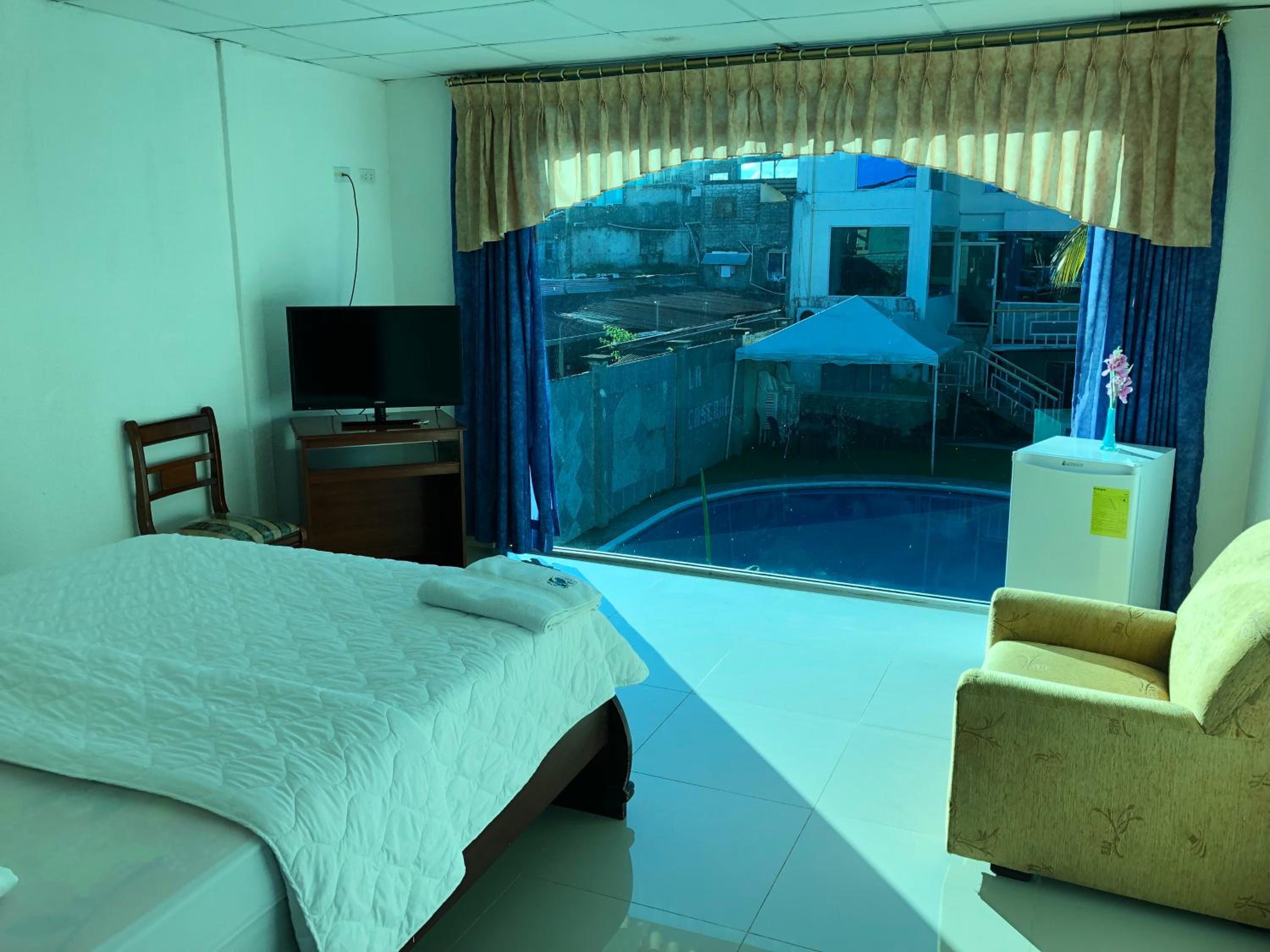 Deluxe Junior Suite photo 3
