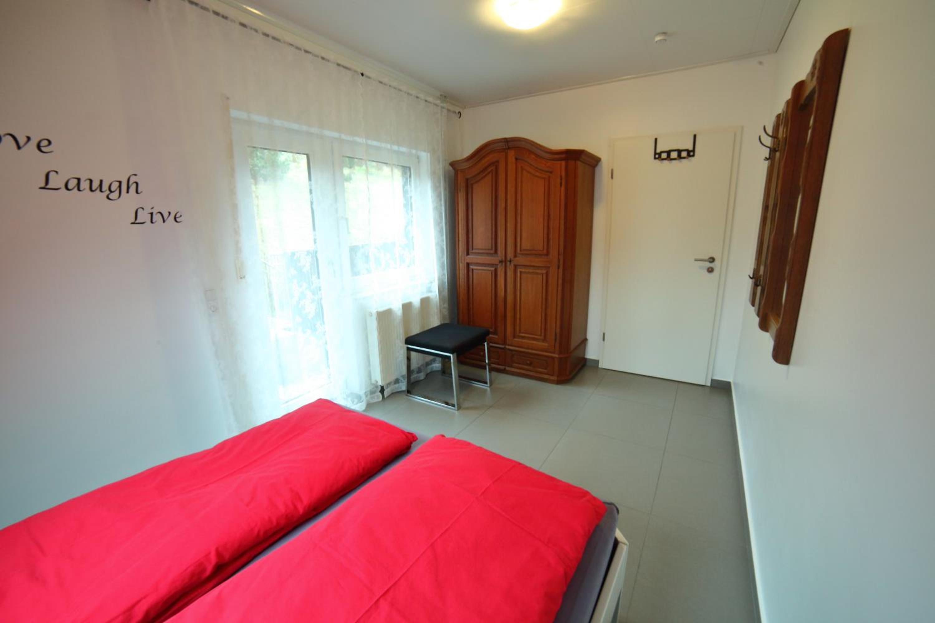 Apartment with Balcony - Photo 15