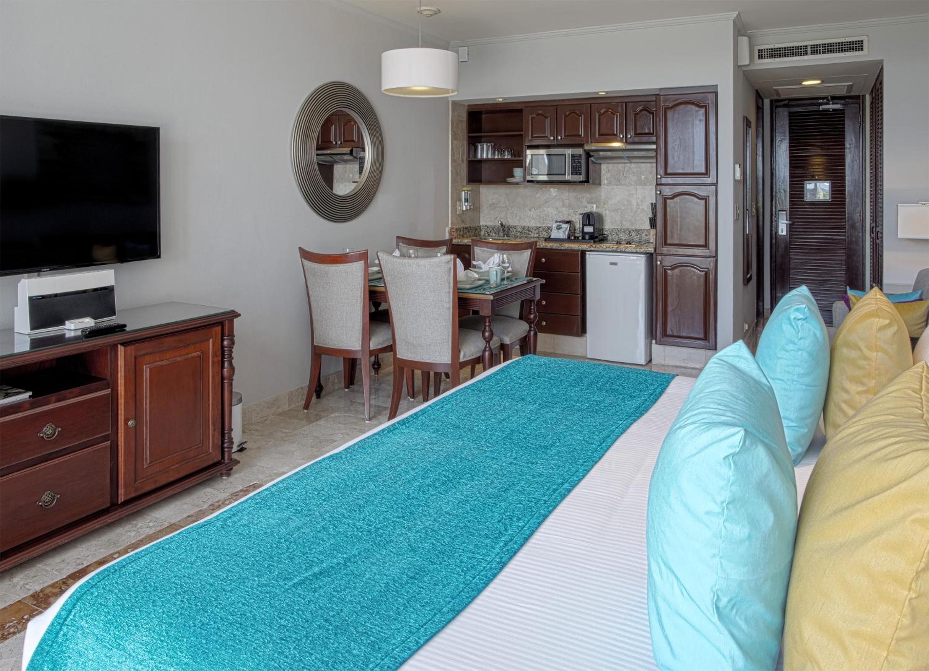 Premium Two Bedroom - Master Suite