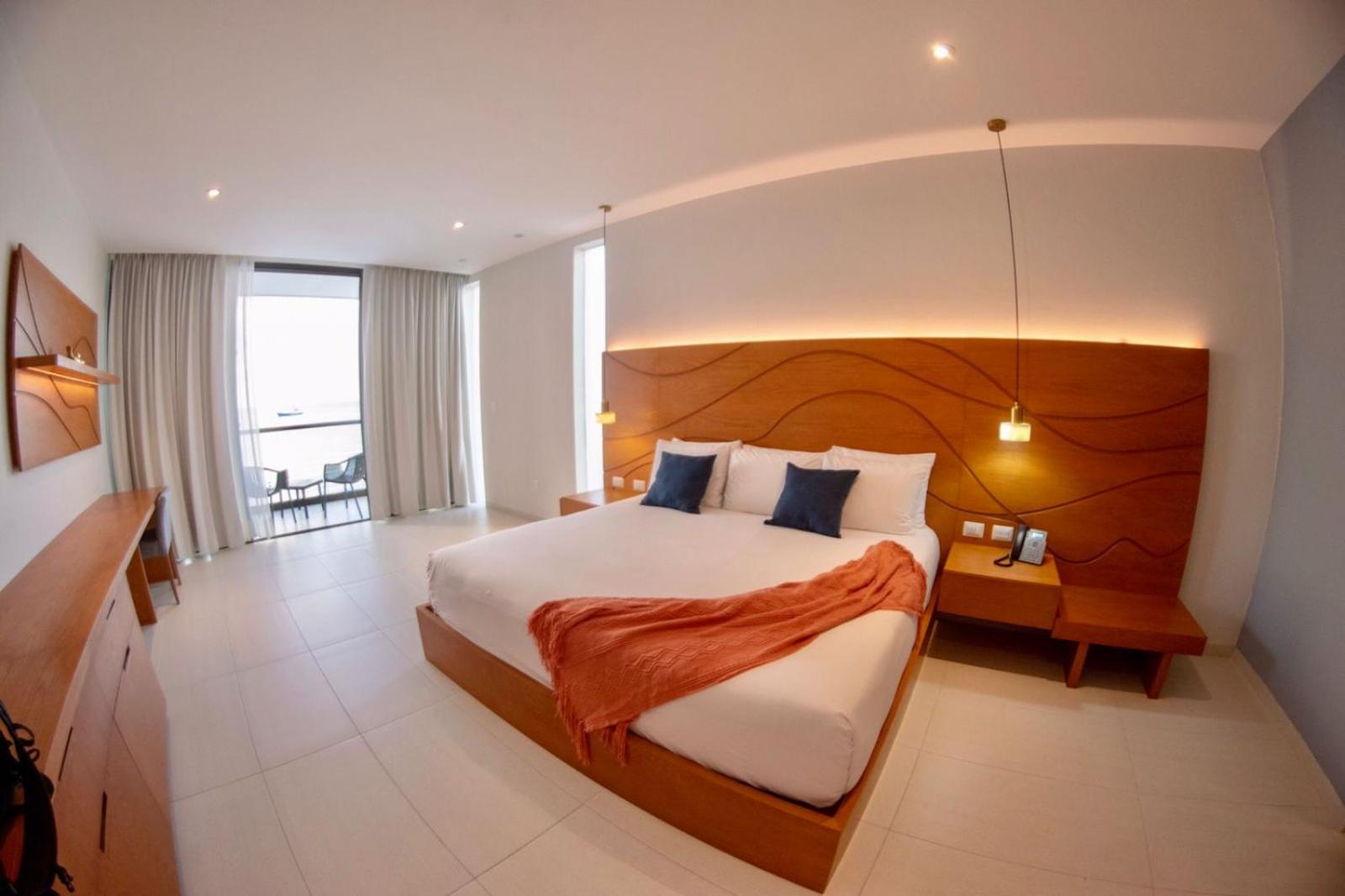 Superior King Room - Photo 1