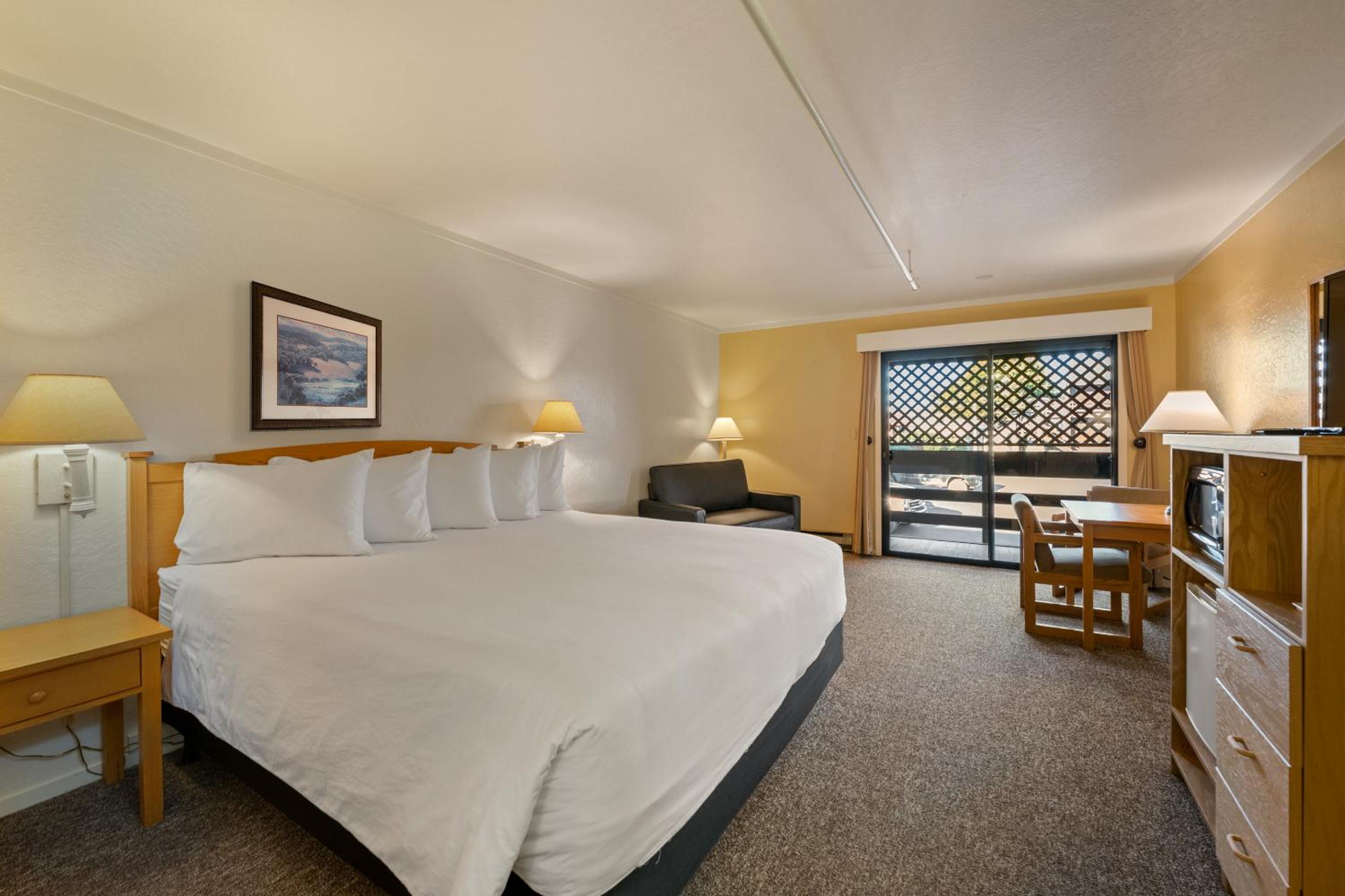 King Room with Balcony