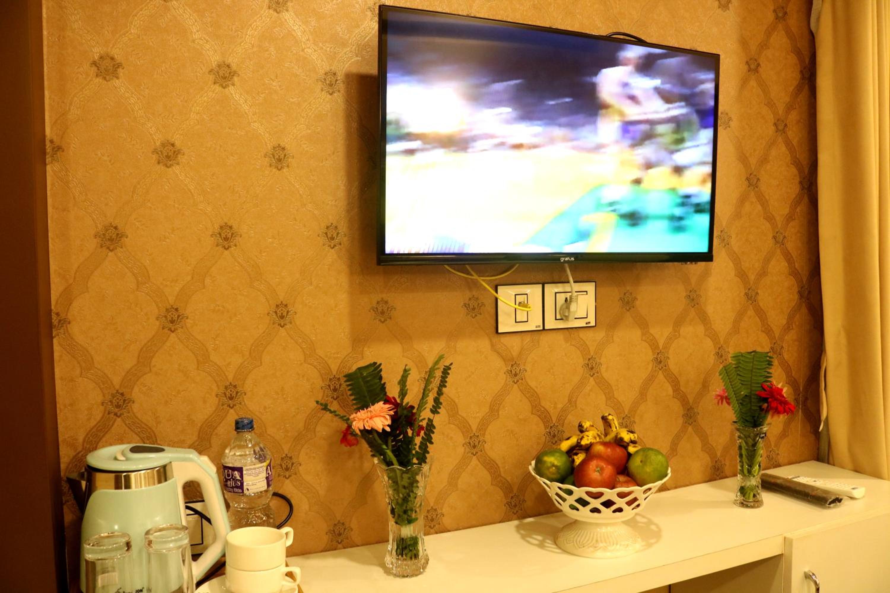 Deluxe Double Room - Photo 12