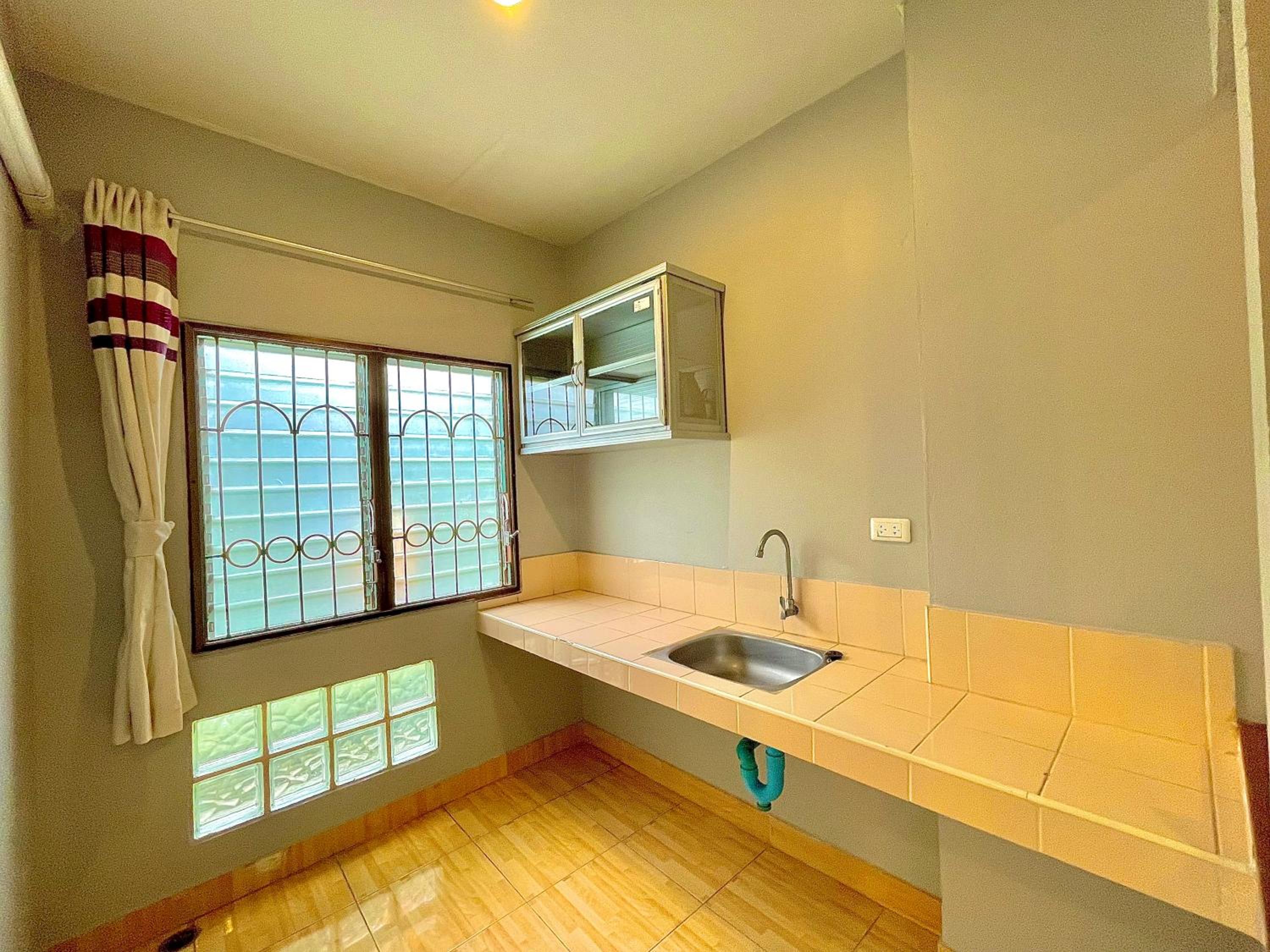 Standard Double or Twin Room - Photo 14