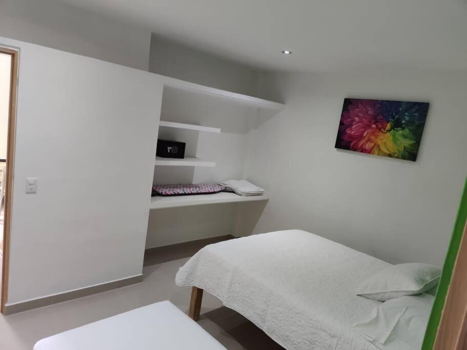 One-Bedroom Apartment photo 2