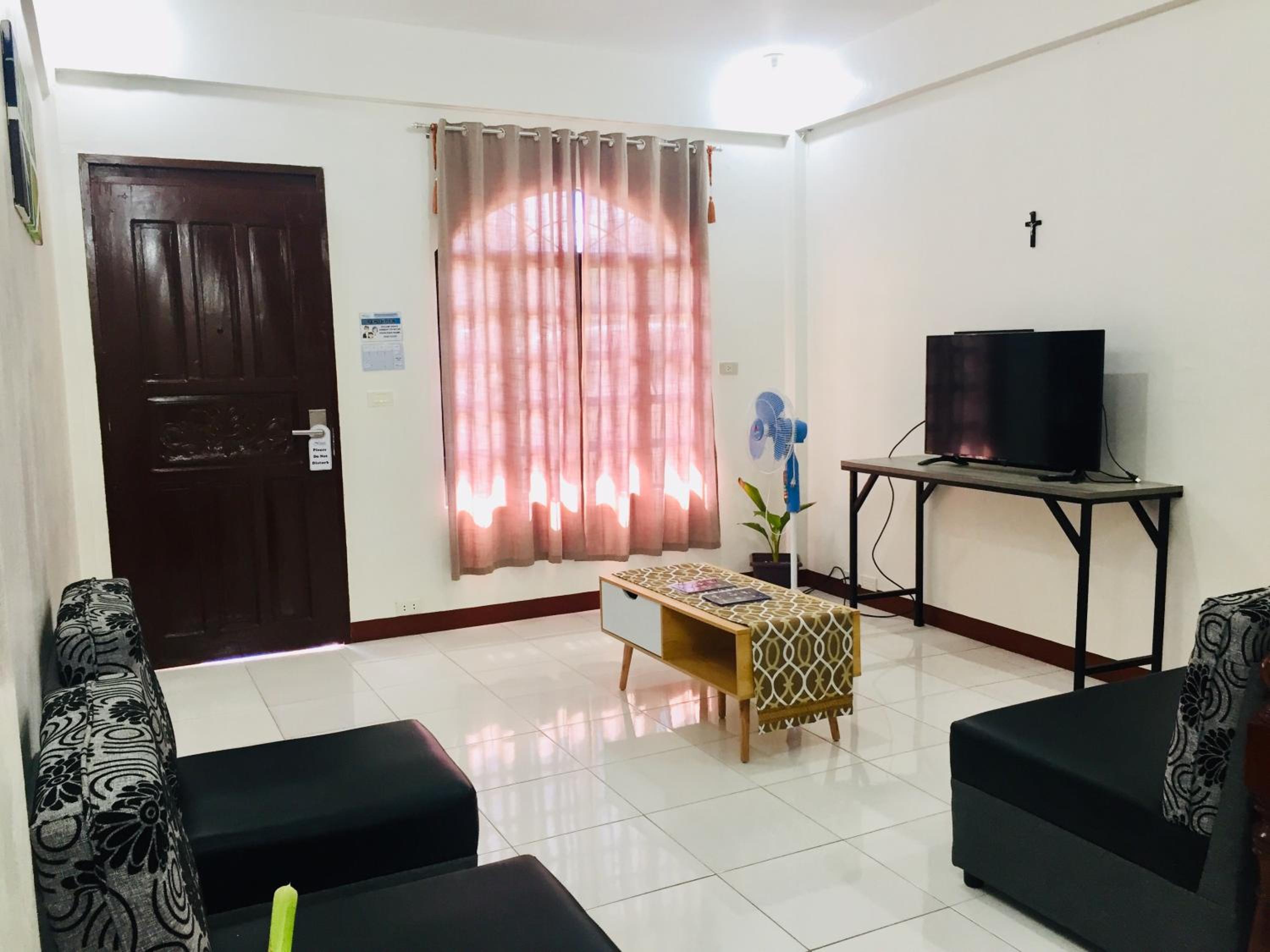 Two-Bedroom Apartment - Photo 6