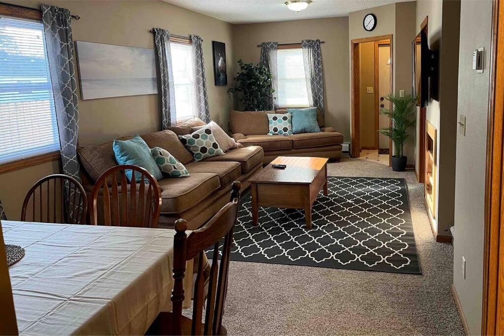 Three-Bedroom House photo 1