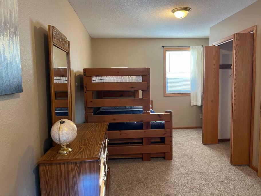 Three-Bedroom House photo 2