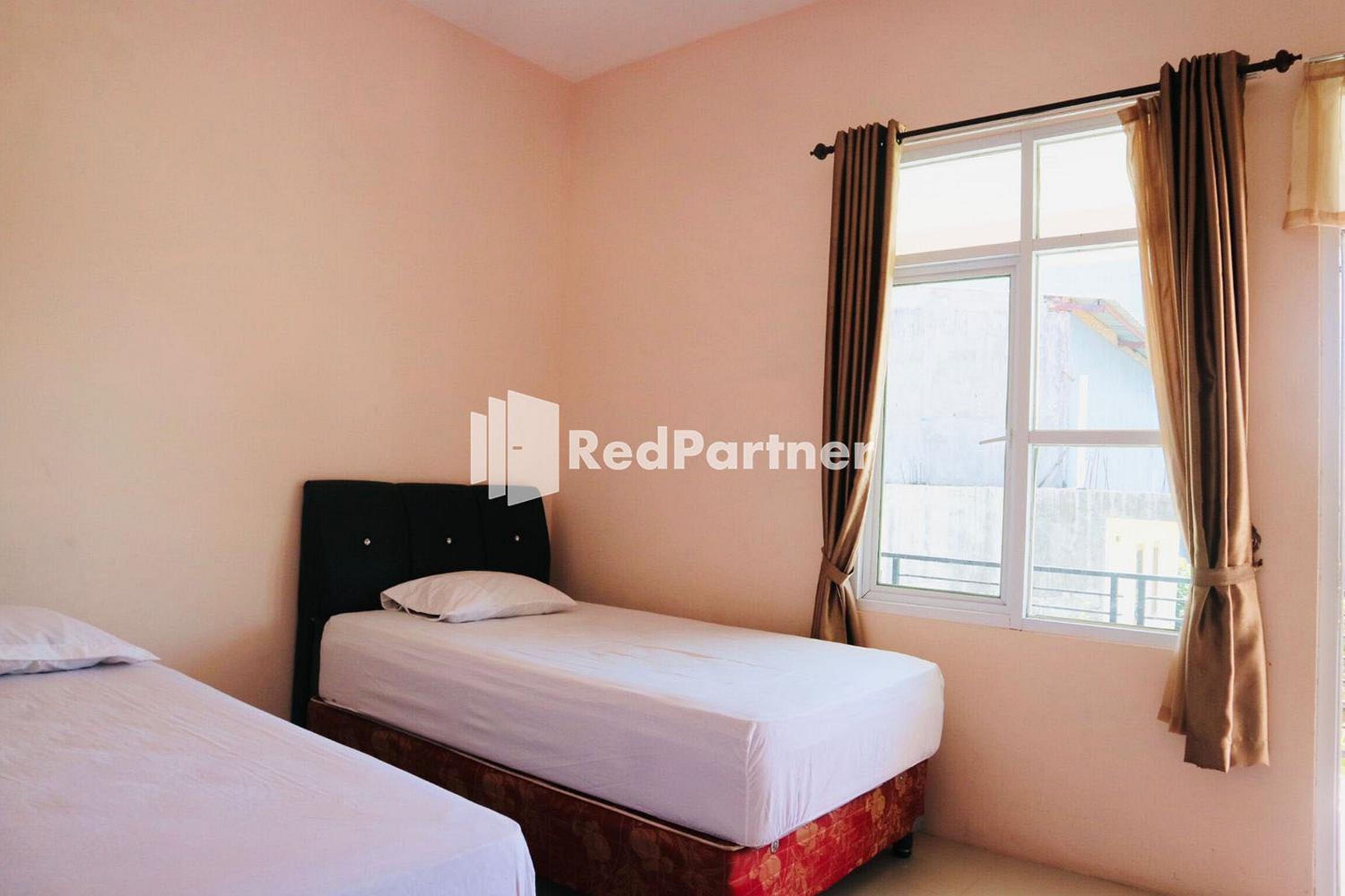 Superior Twin Room - Photo 1