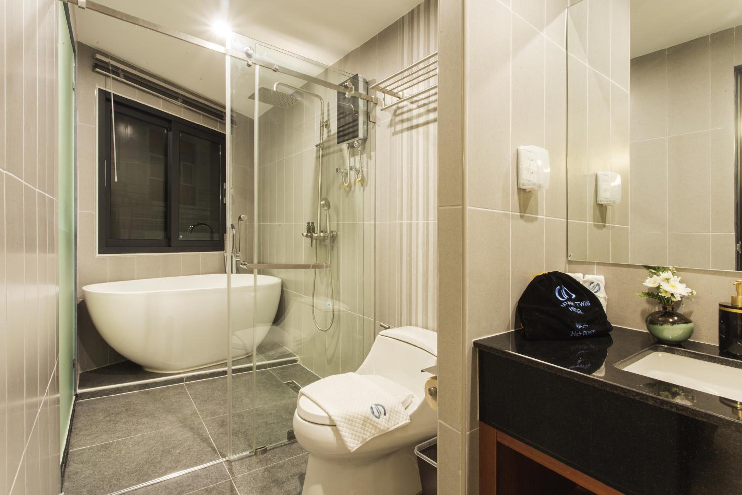 Family Suite - Photo 5