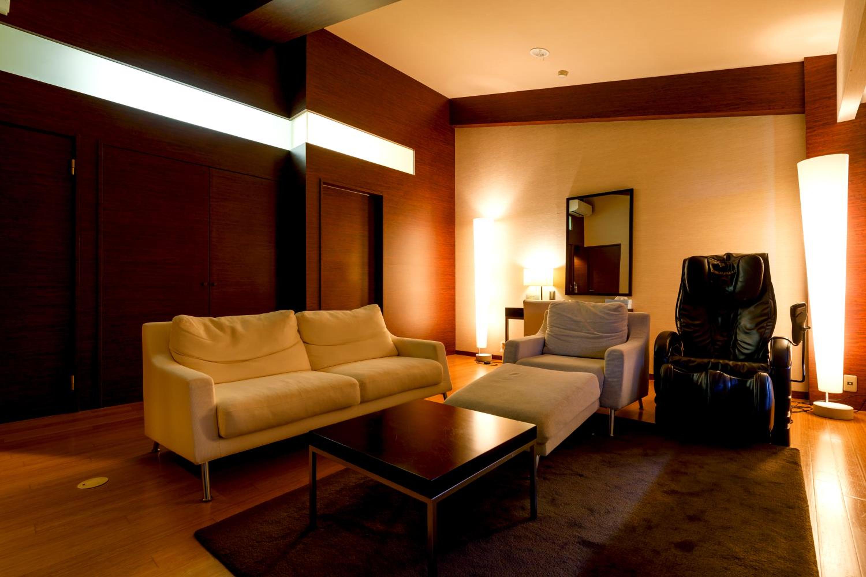 Top floor Luxury Twin Room- Non-Smoking - Photo 6