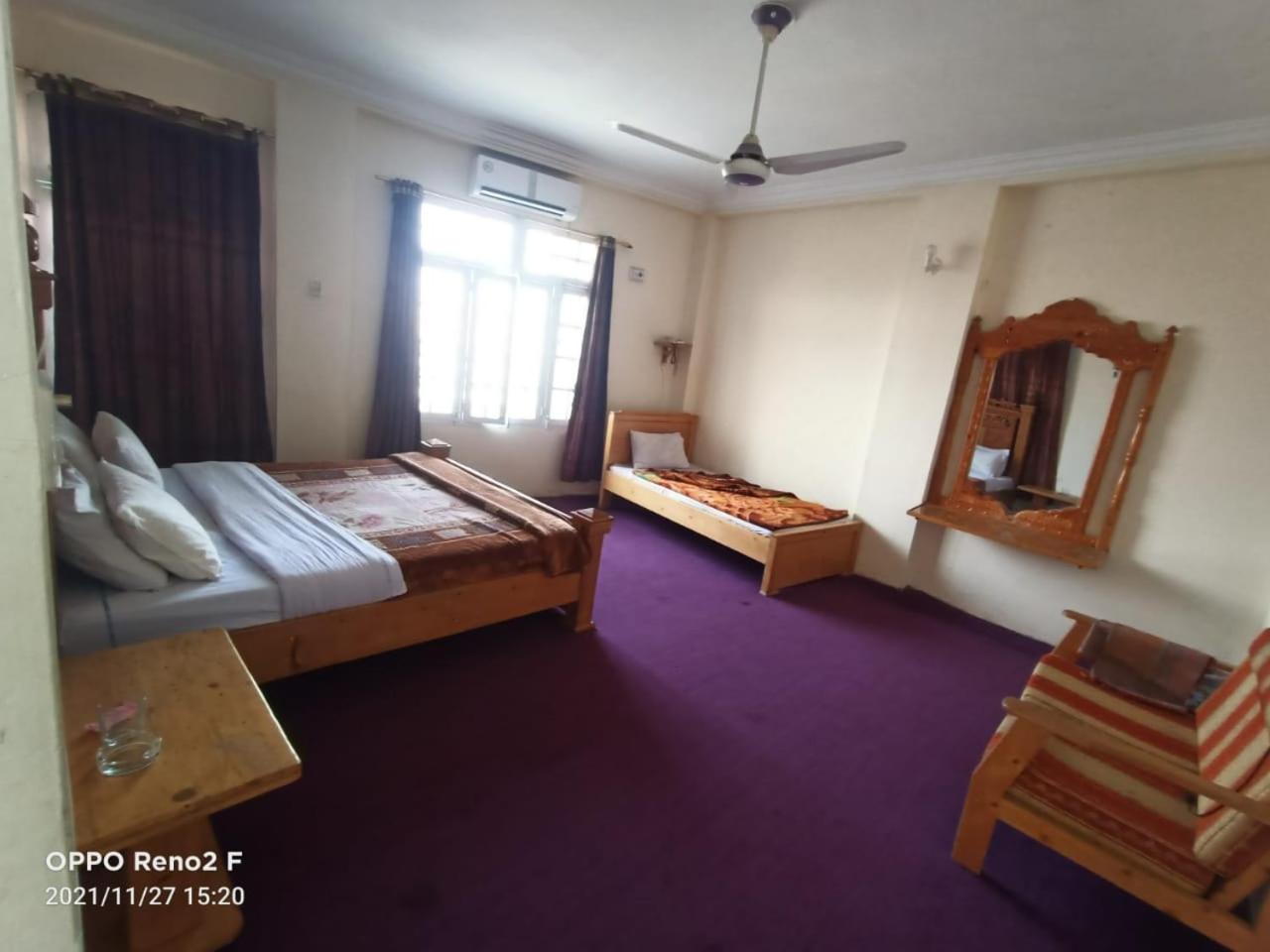 Standard Double Room - Photo 13