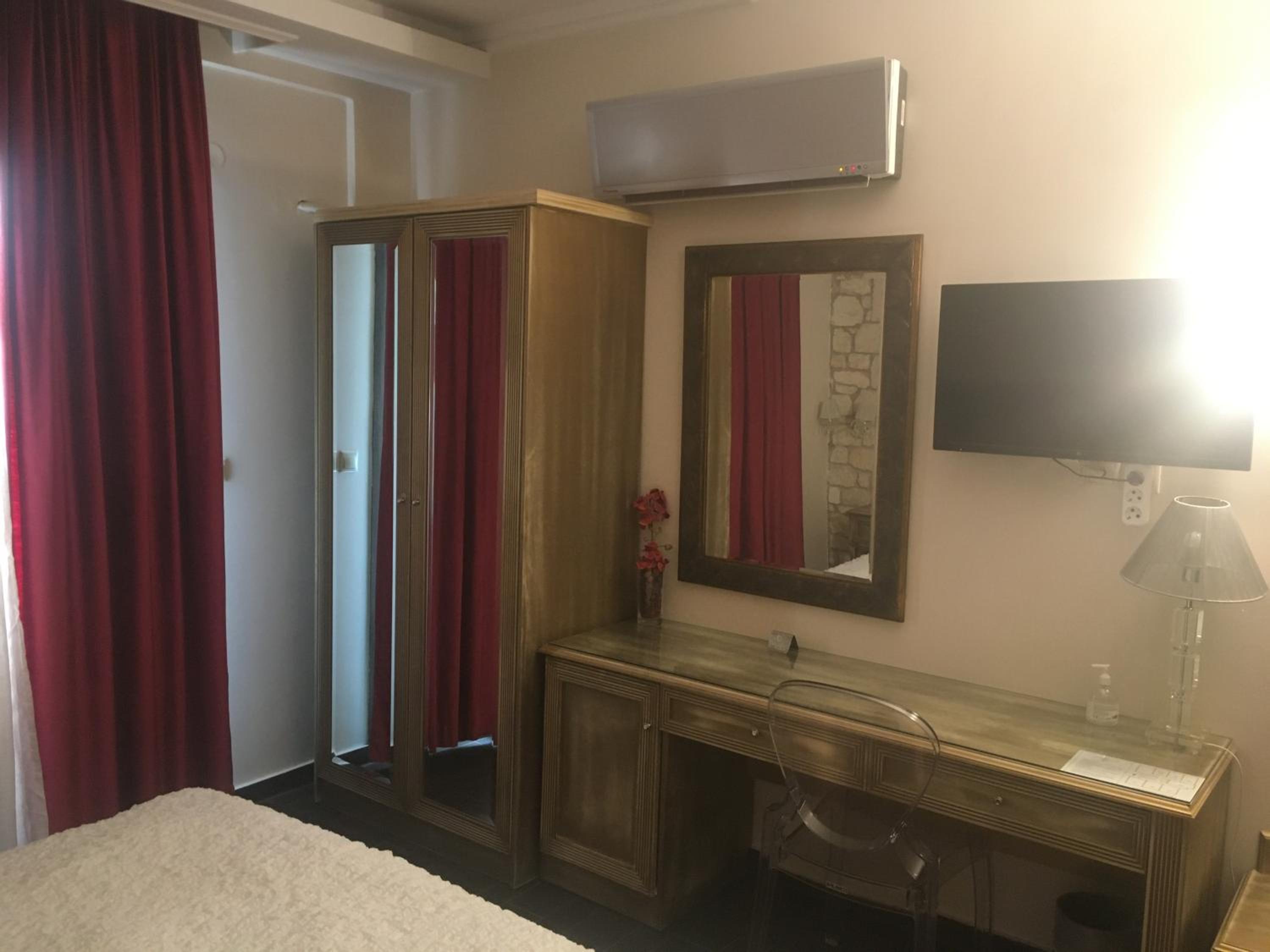 Standard Double Room photo 1