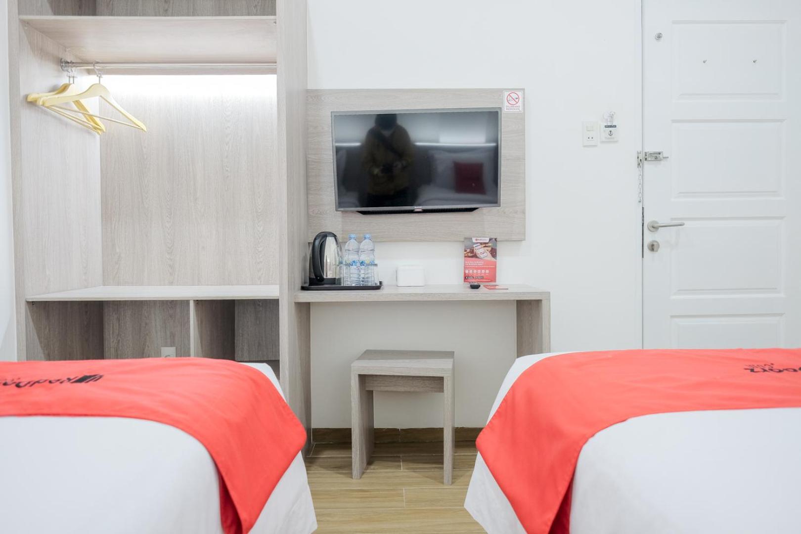 Twin Room - Photo 5