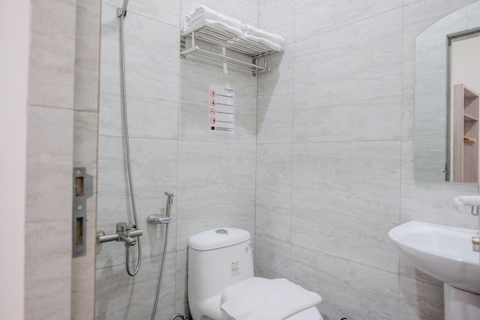 Double Room - Photo 11