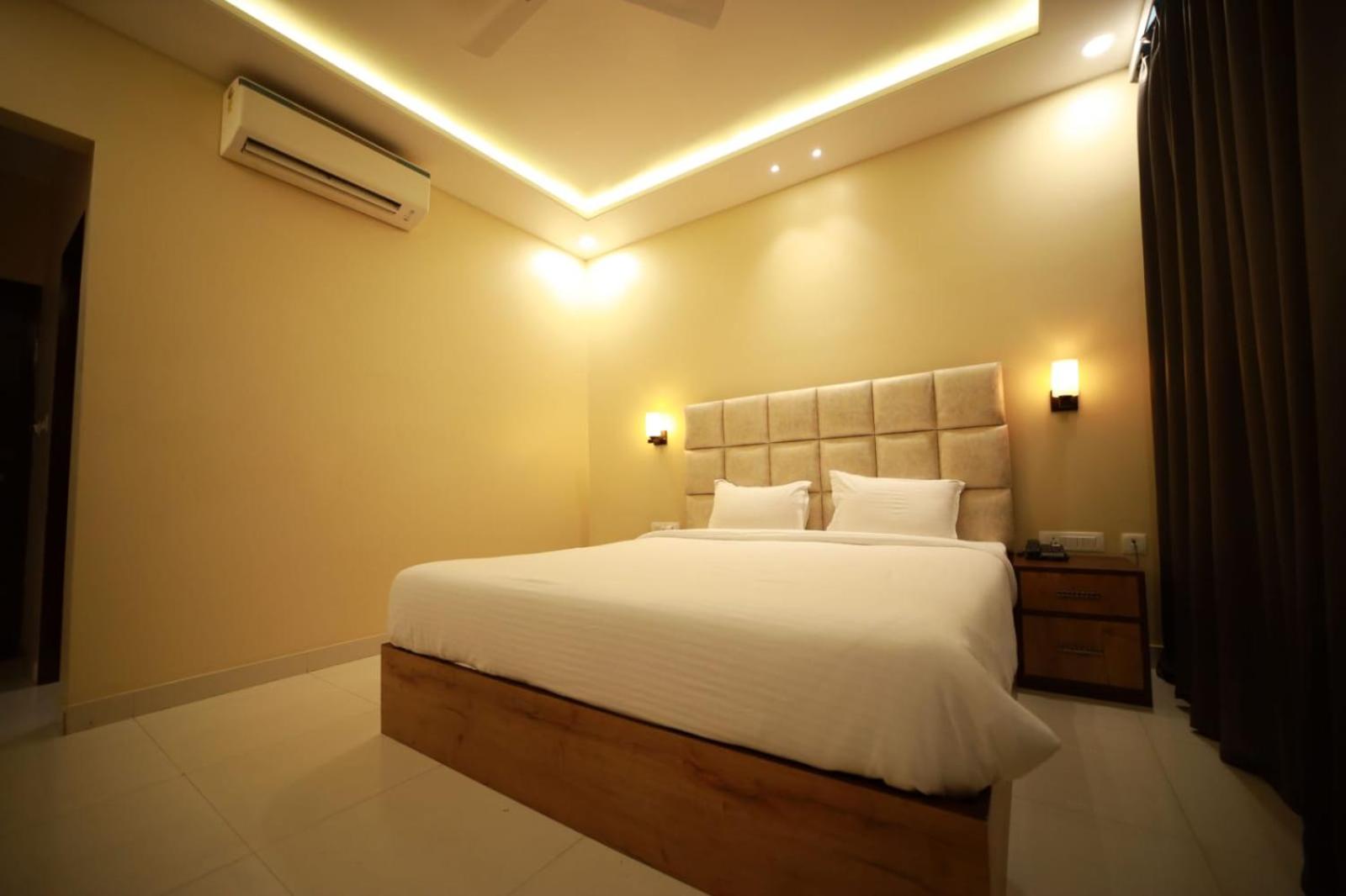 Deluxe Room - Photo 1