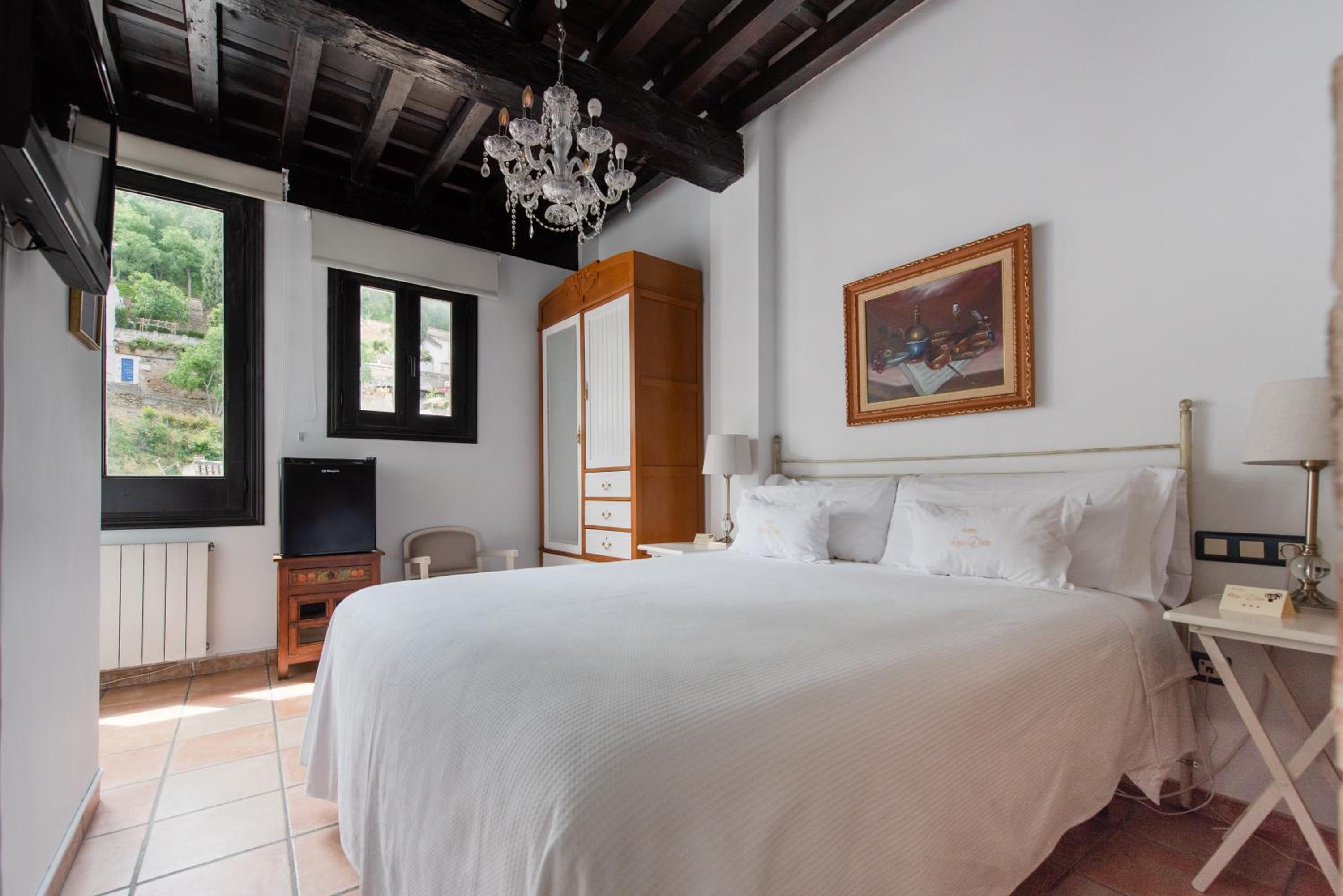 Double Room with Alhambra Views - Photo 5