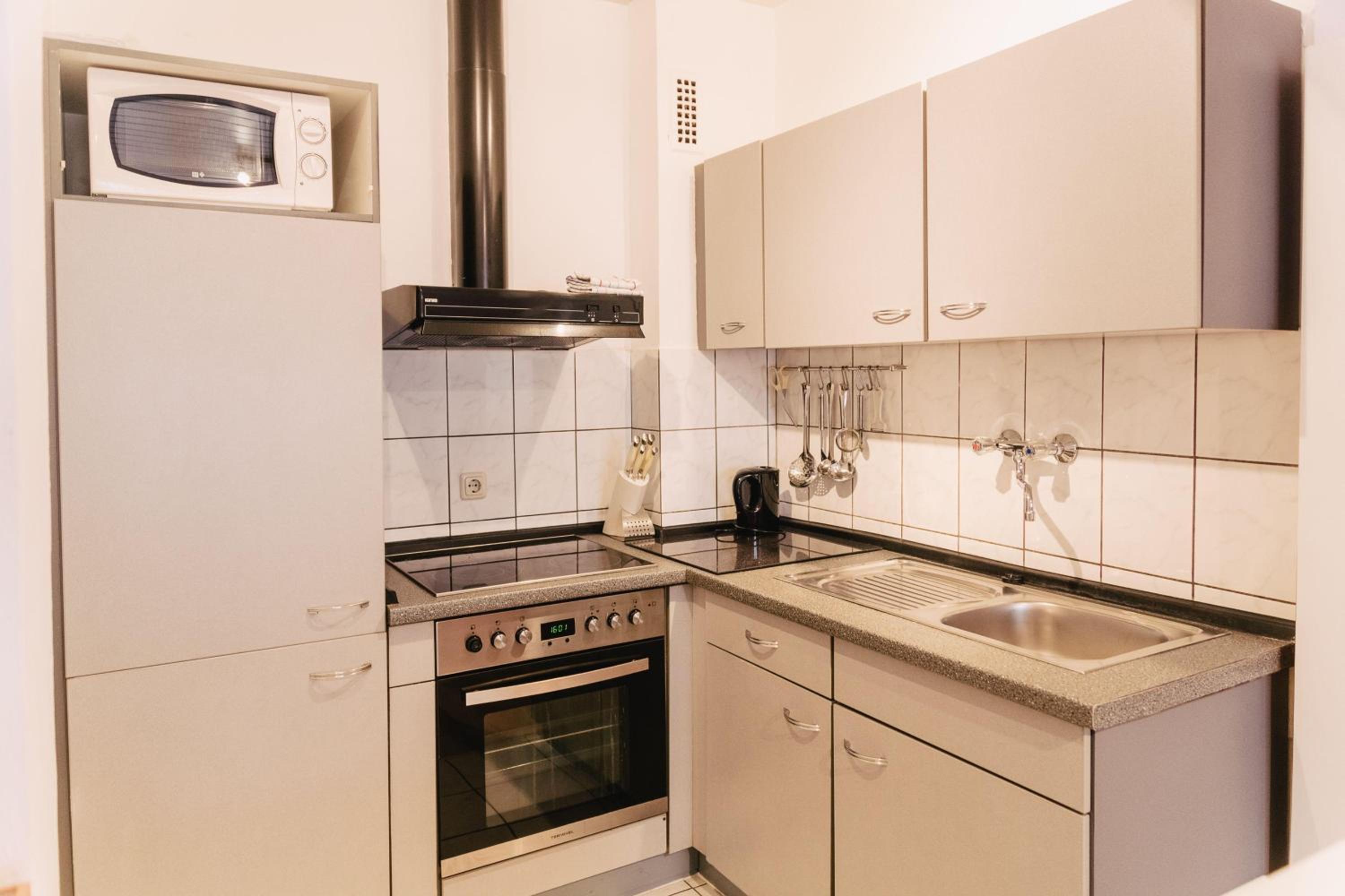 Apartment photo 3