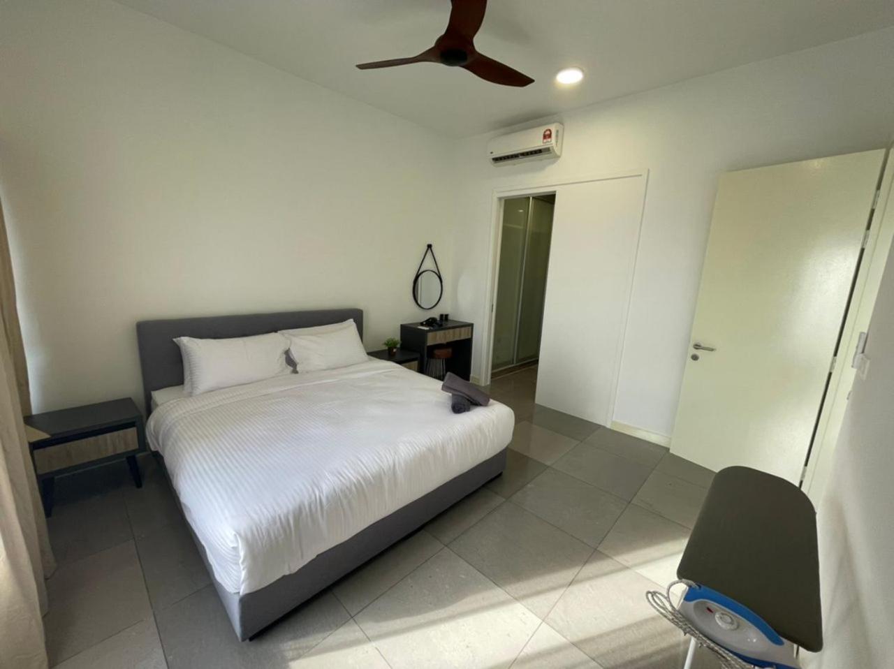 Two-Bedroom Apartment - Photo 1