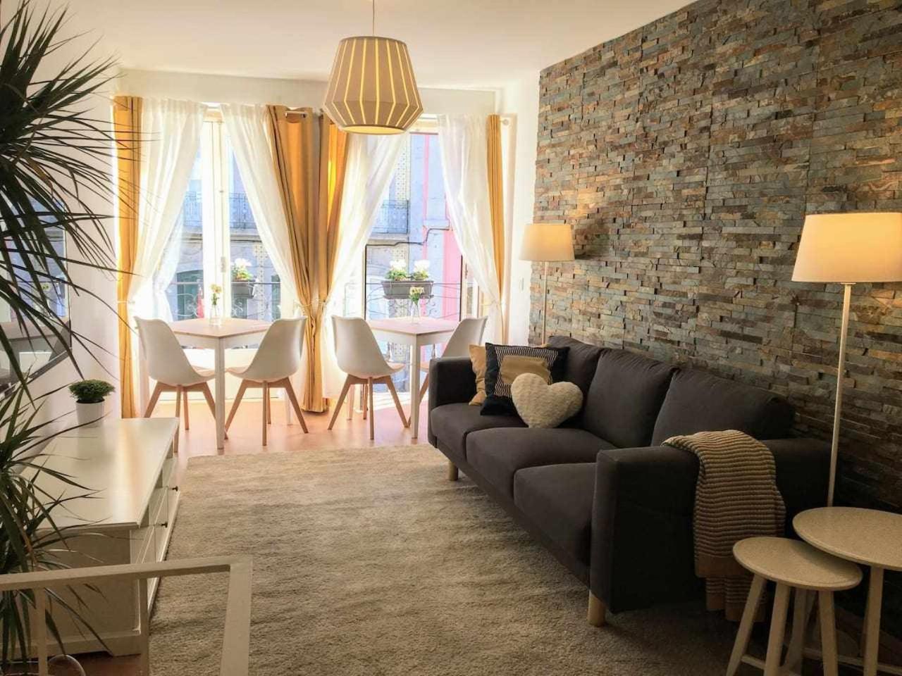 Superior Triple Room with Shared Bathroom with Sofa Bed photo 2