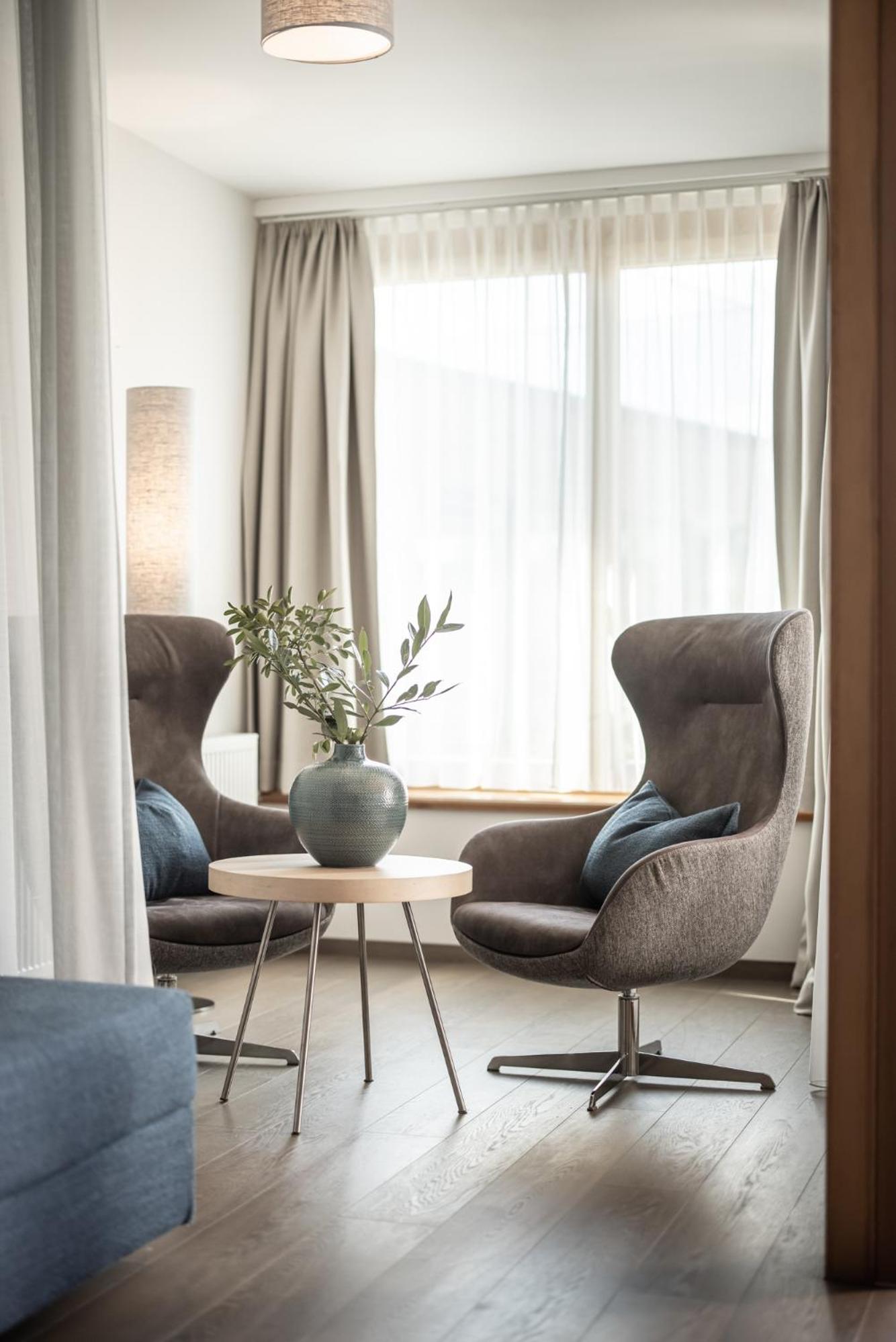 Deluxe Suite - Photo 6