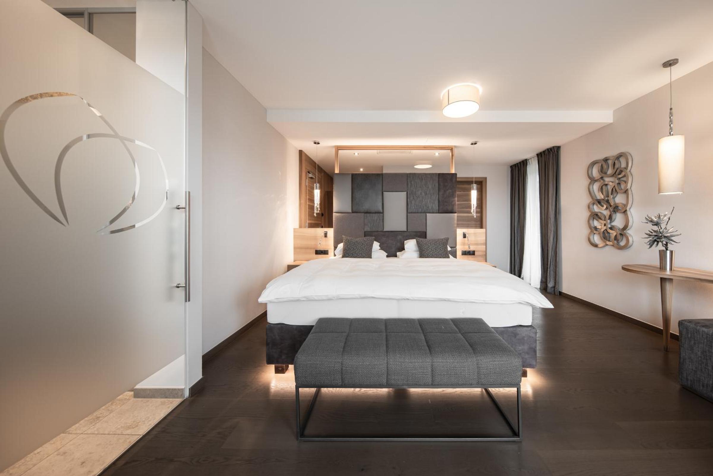 Large Double Room