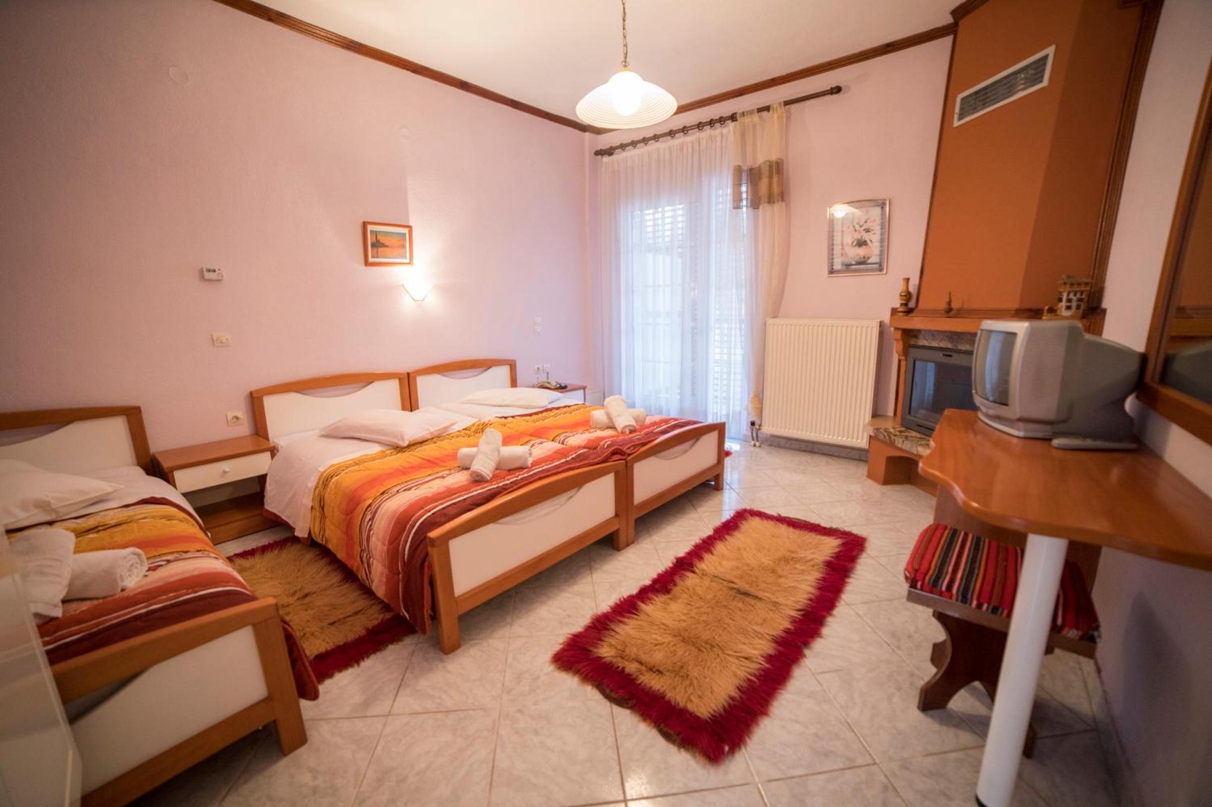 Triple Room with Mountain View photo 1