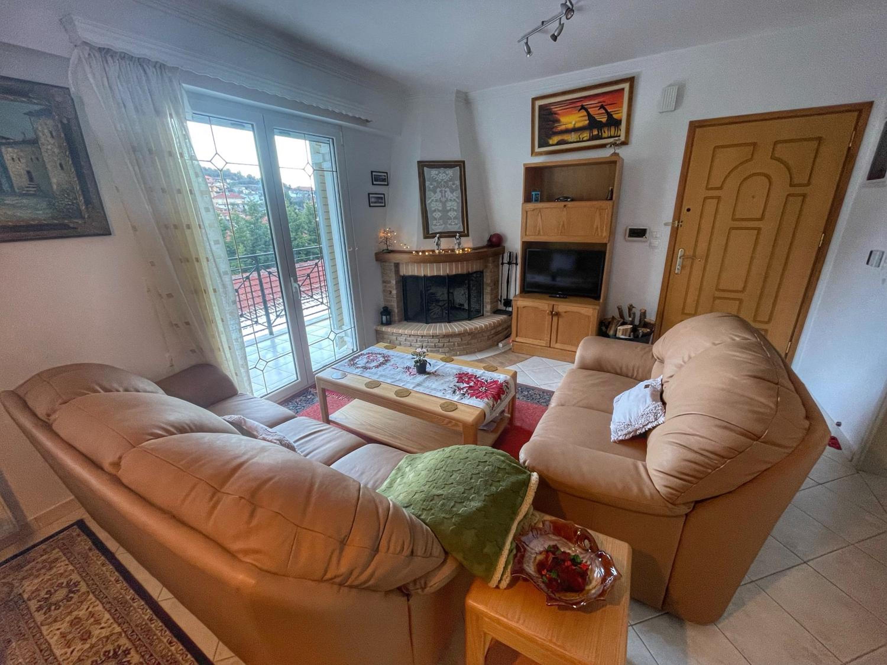 Two-Bedroom Apartment - Photo 23