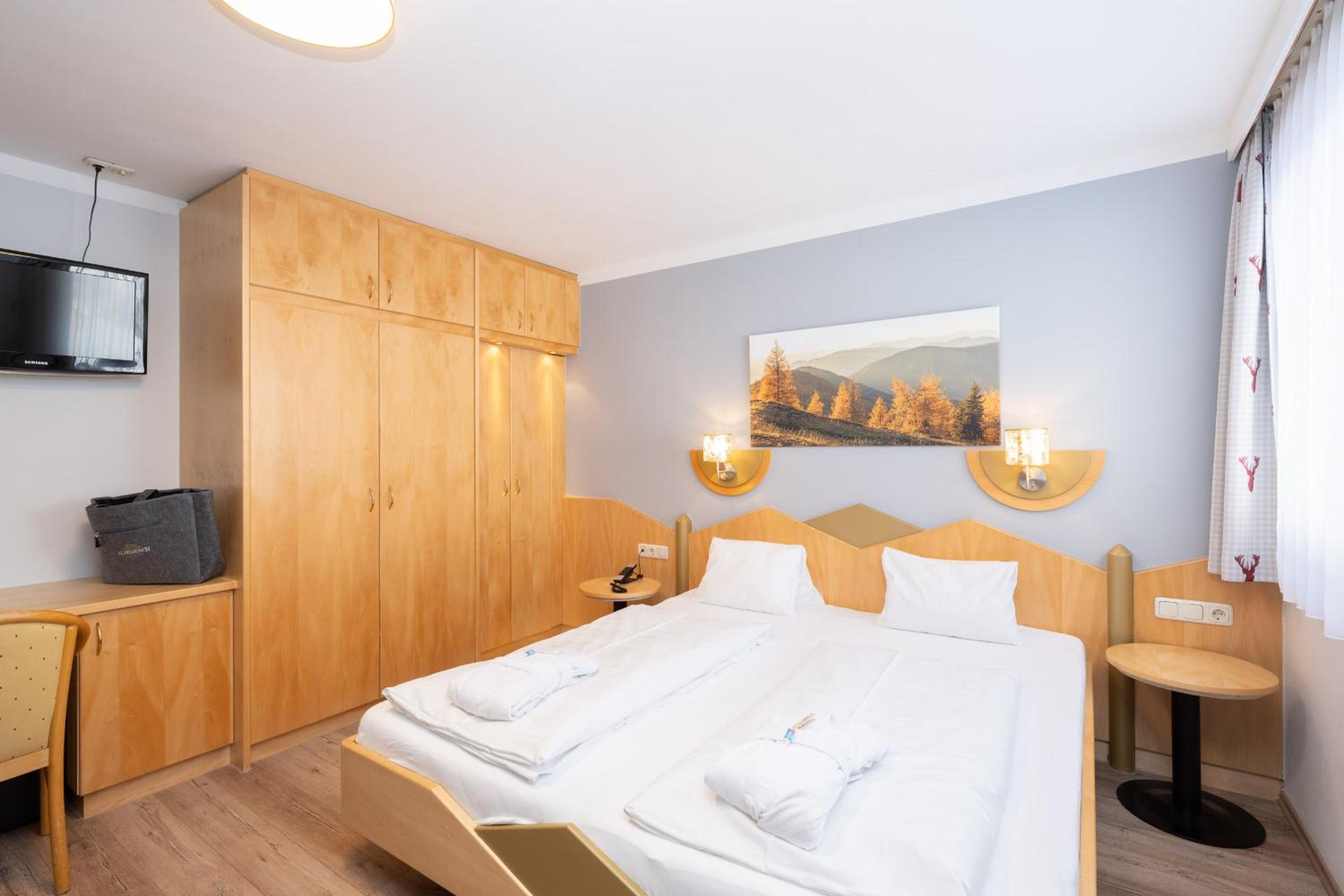 Standard Double Room photo 3