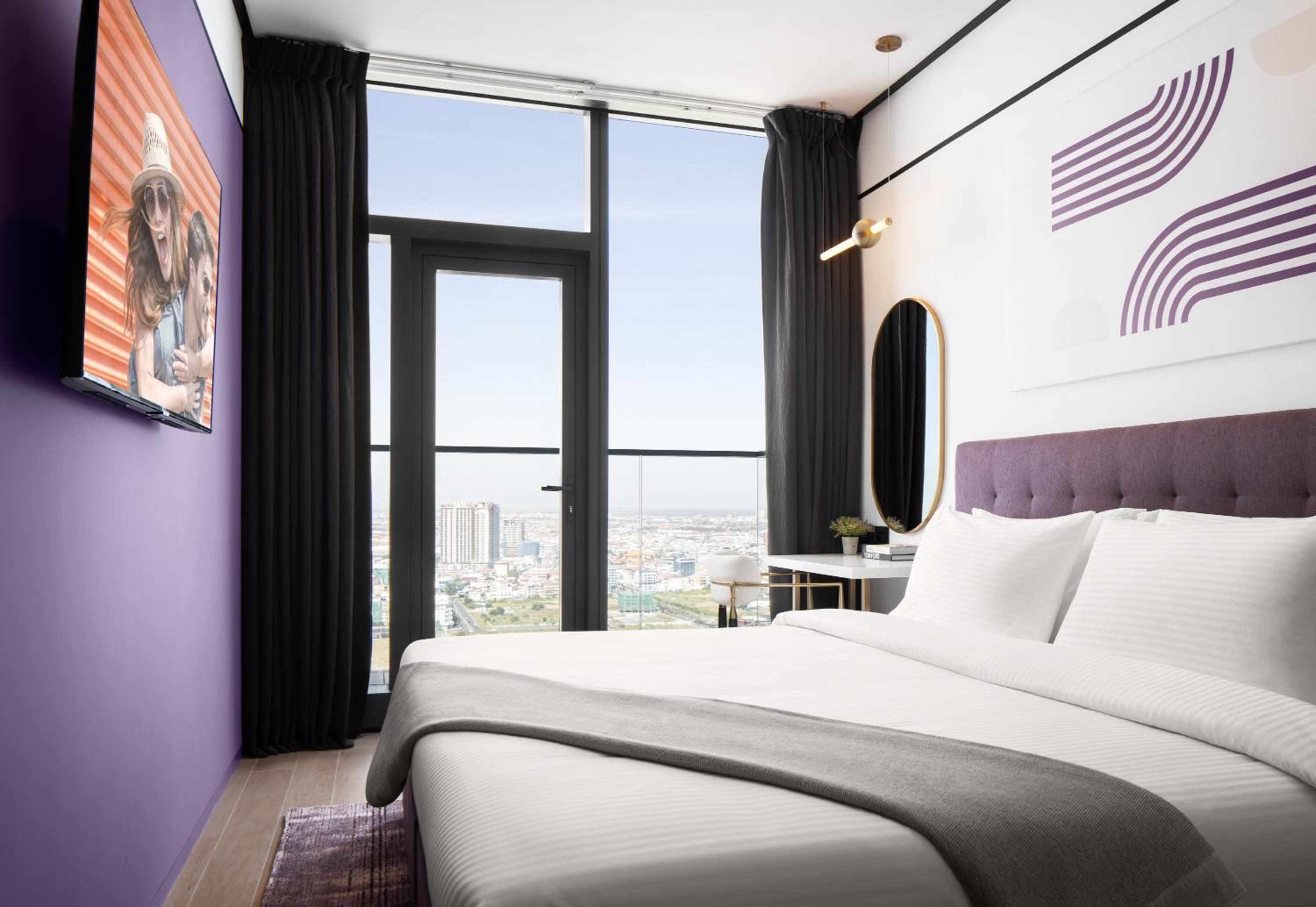 Executive Room - Photo 1