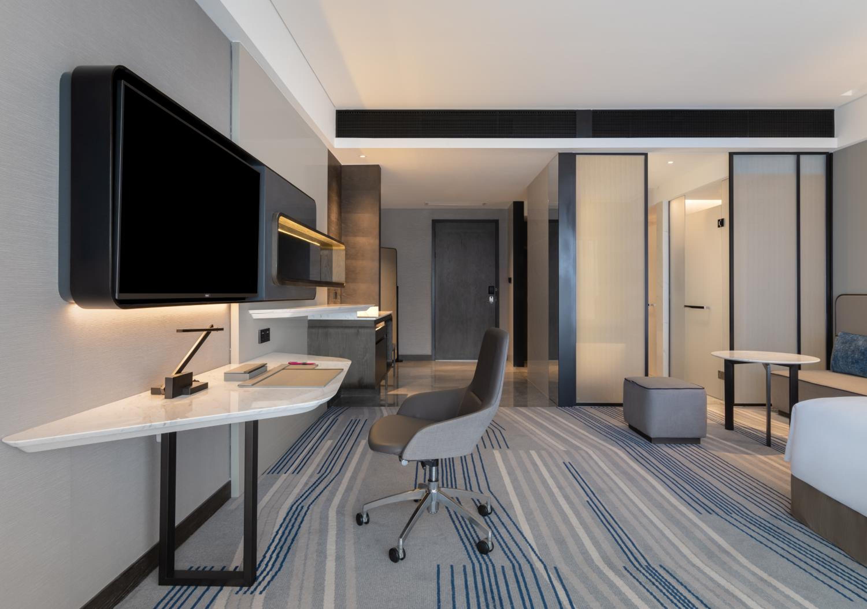 Standard King Room - Photo 2