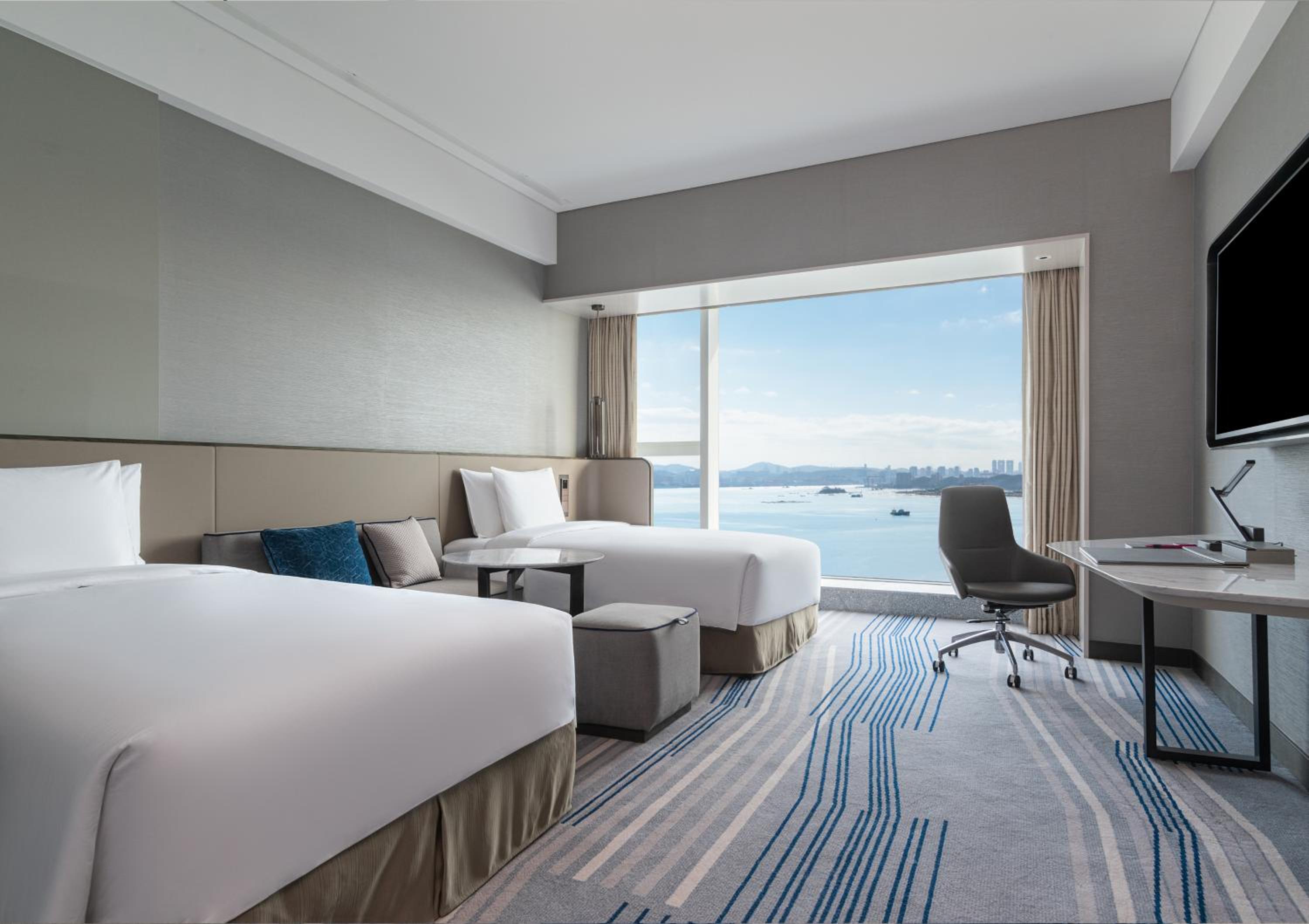 Standard Twin Room with Sea View - Photo 1