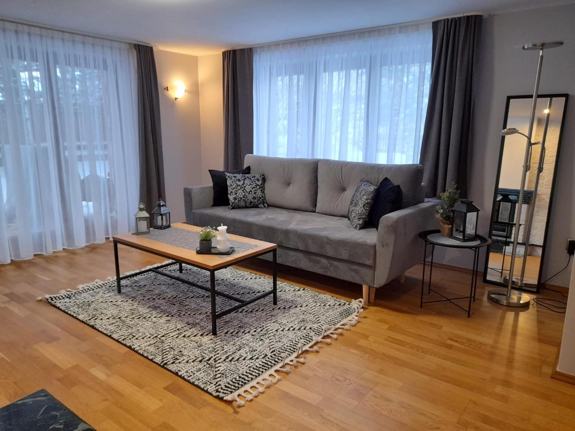 Two-Bedroom Apartment - Photo 2