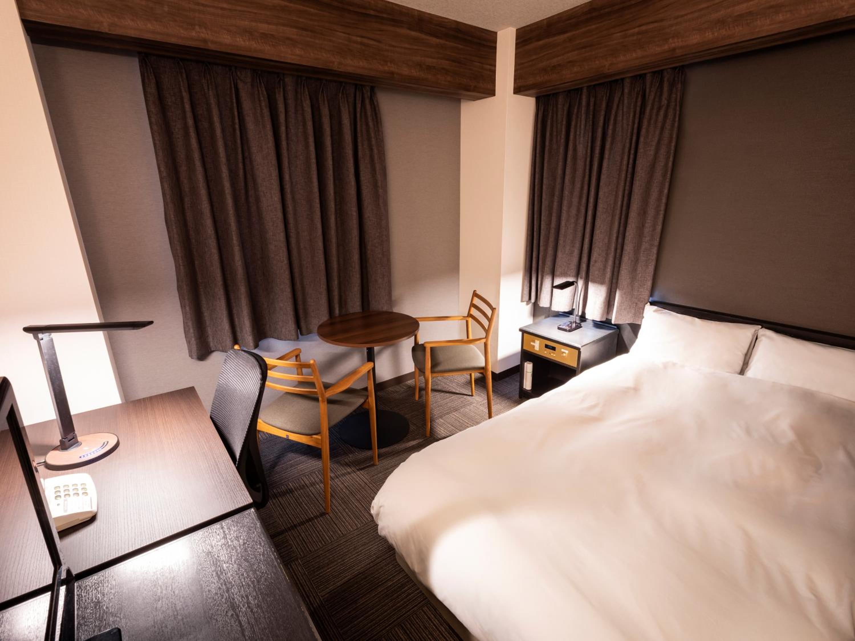 Double Room with Small Double Bed - Non-Smoking - Photo 1