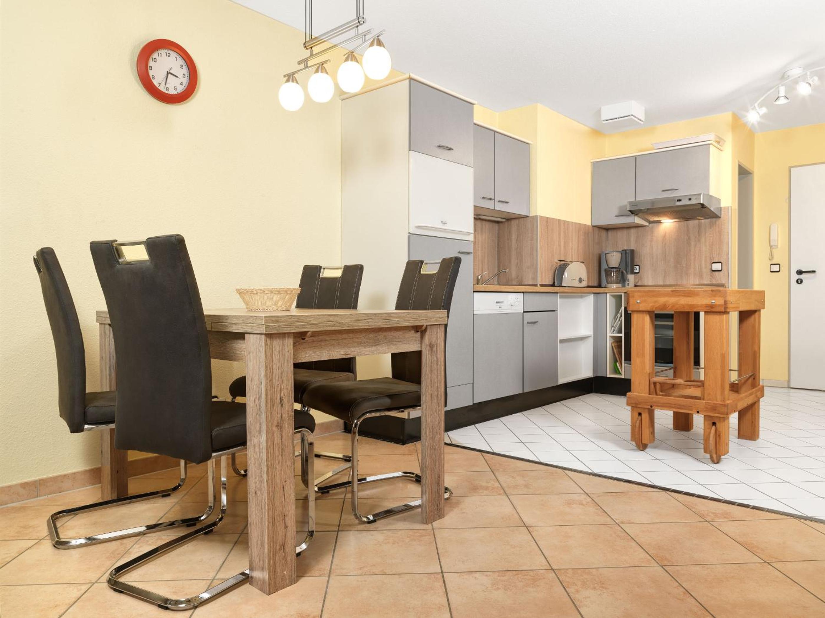 Apartment with Terrace photo 3
