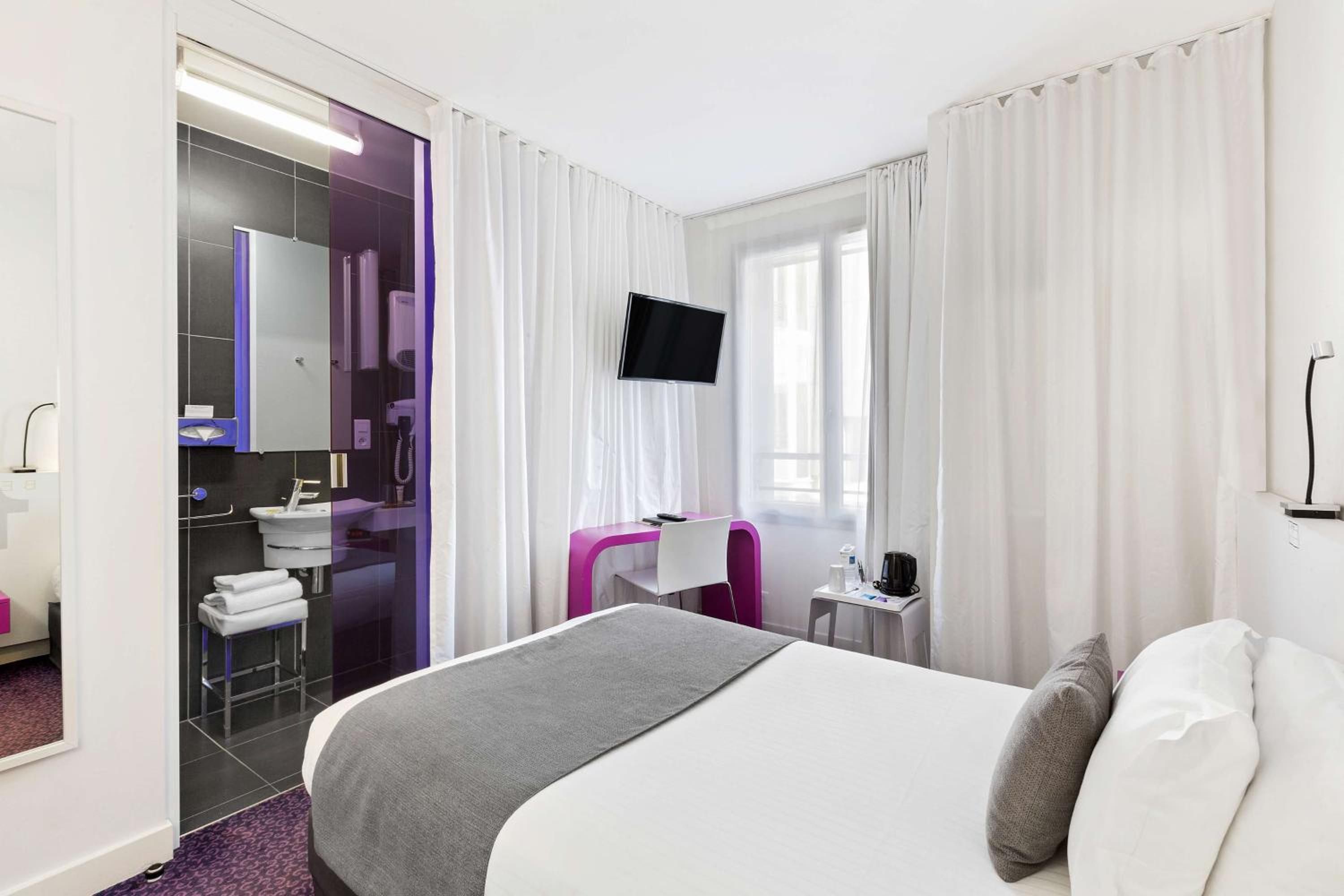 Classic Single Room