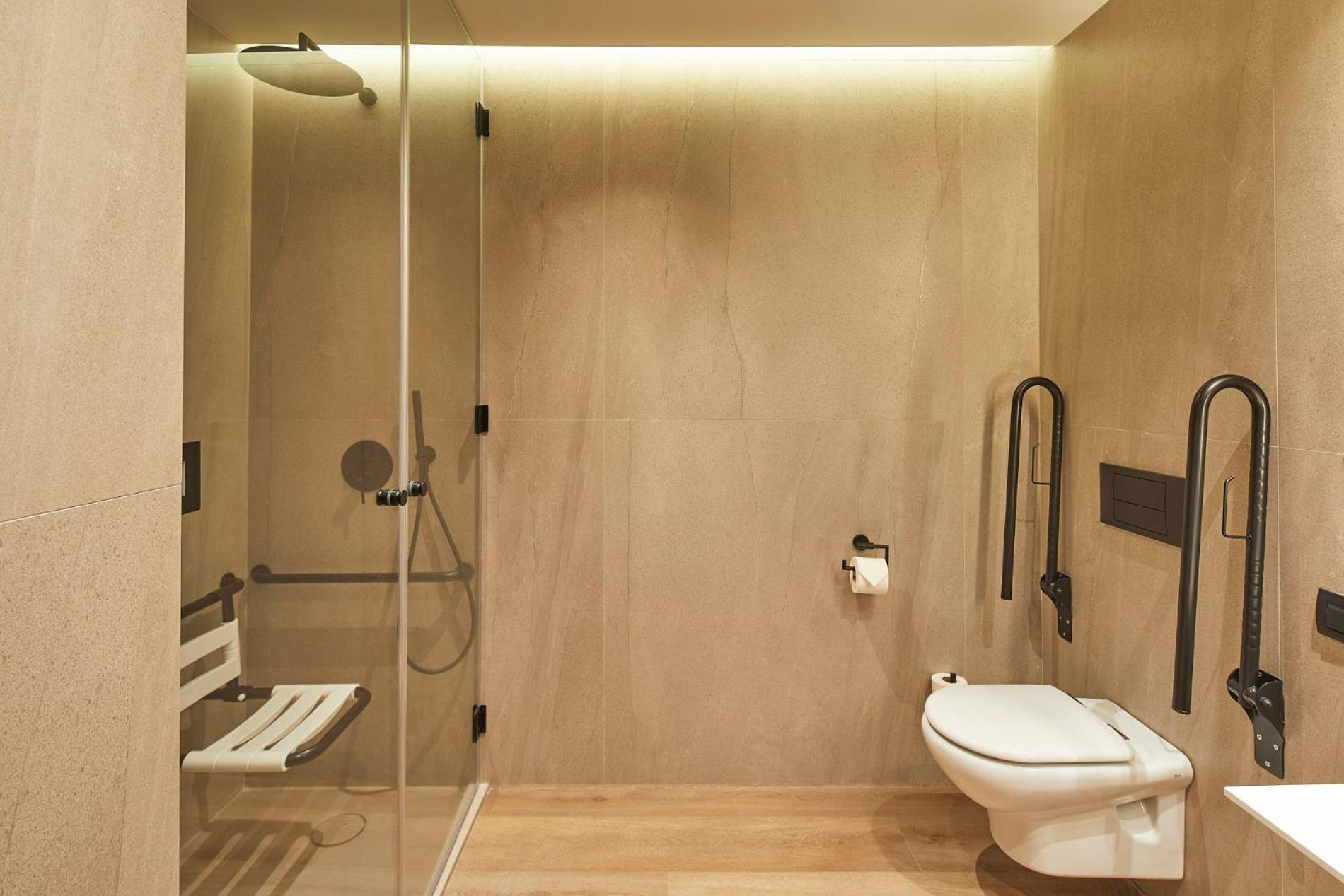 Habitación Doble con media pensión incluida.
