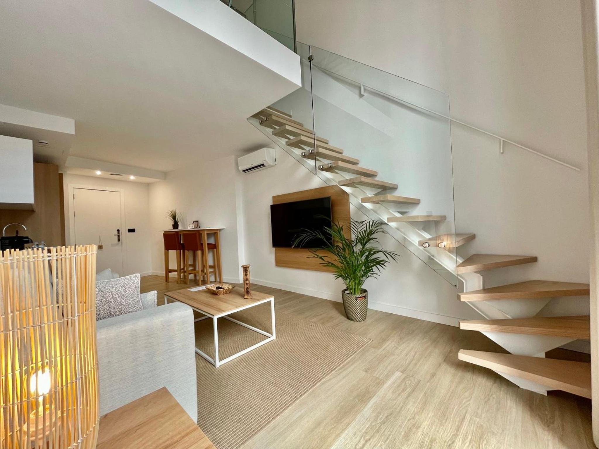 Duplex Suite - Photo 1