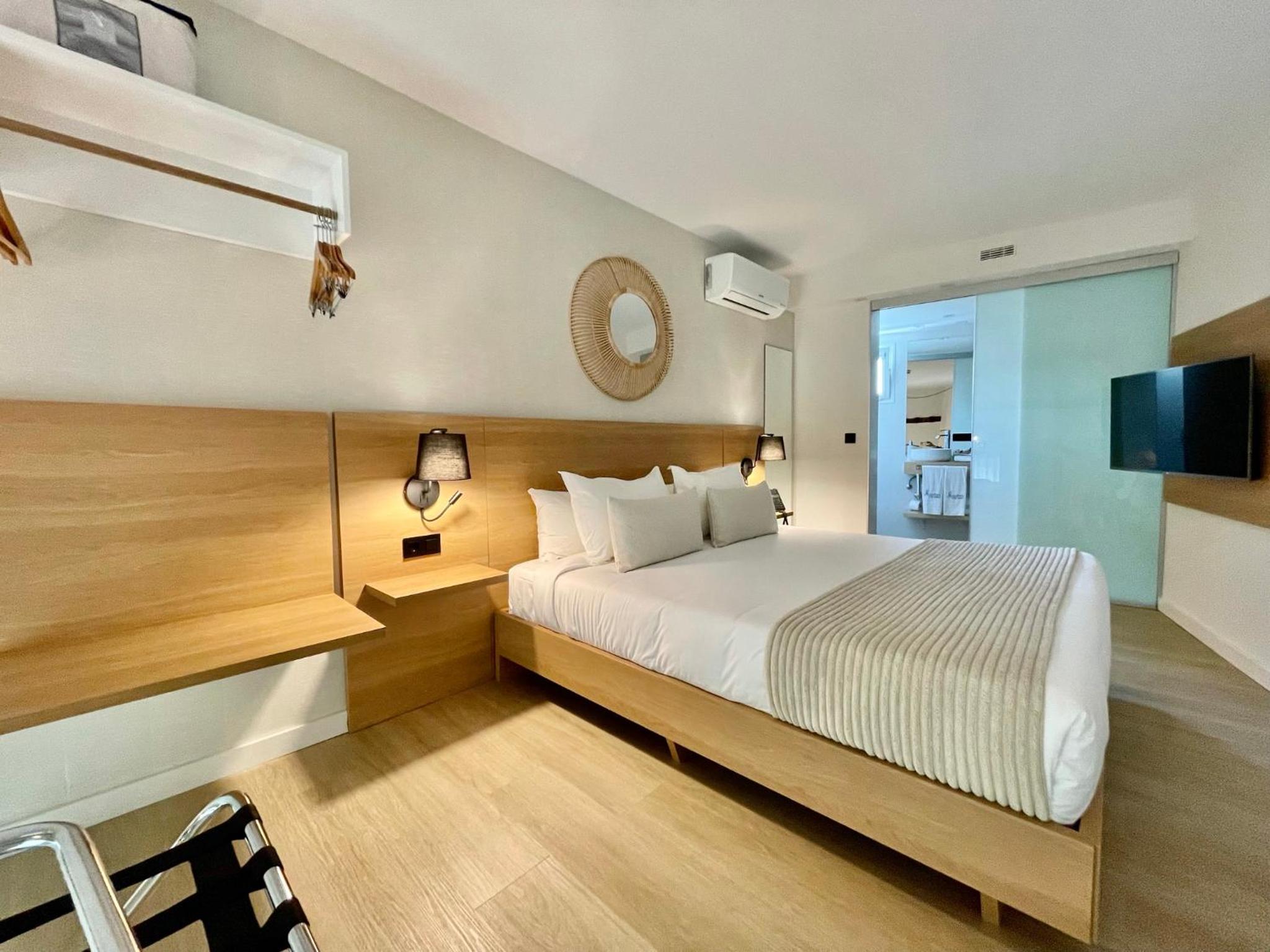 Duplex Suite - Photo 7